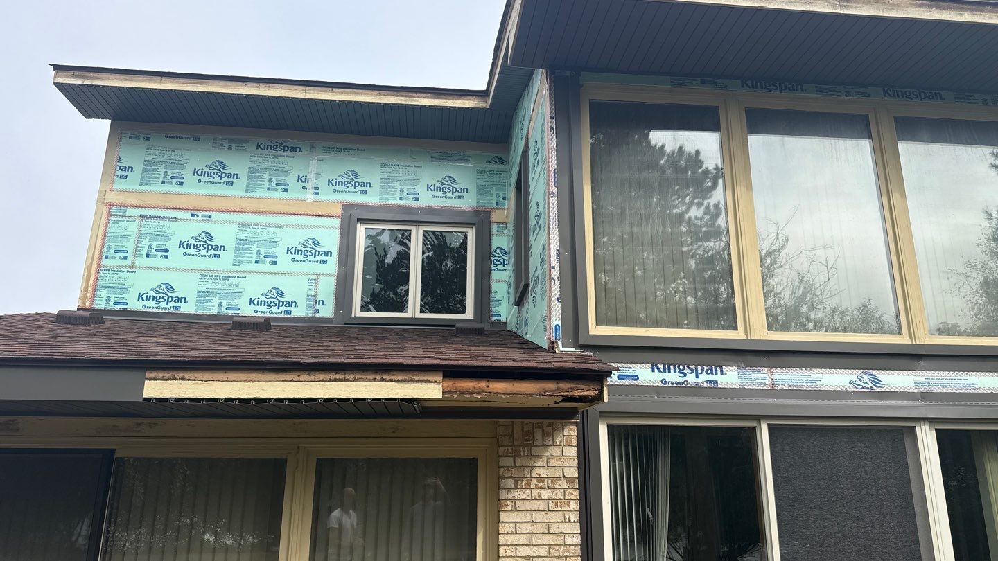 Siding Replacement using Alside S7 Cedar Mill Grain Cast Iron by 180 Contractors