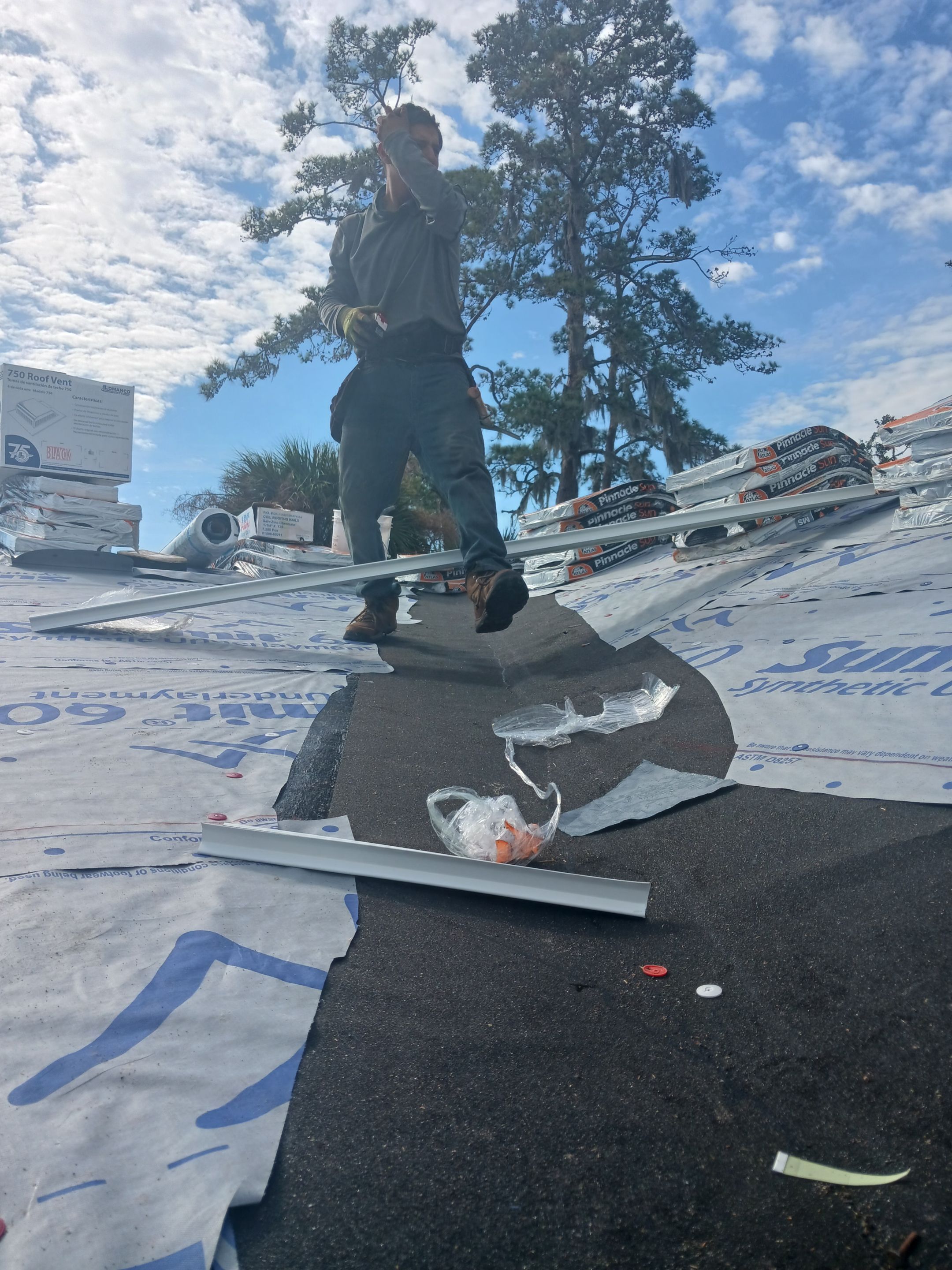 Roof Replacement using Atlas Pinnacle Sun - Cool Surf by Rainstoppers Roofing