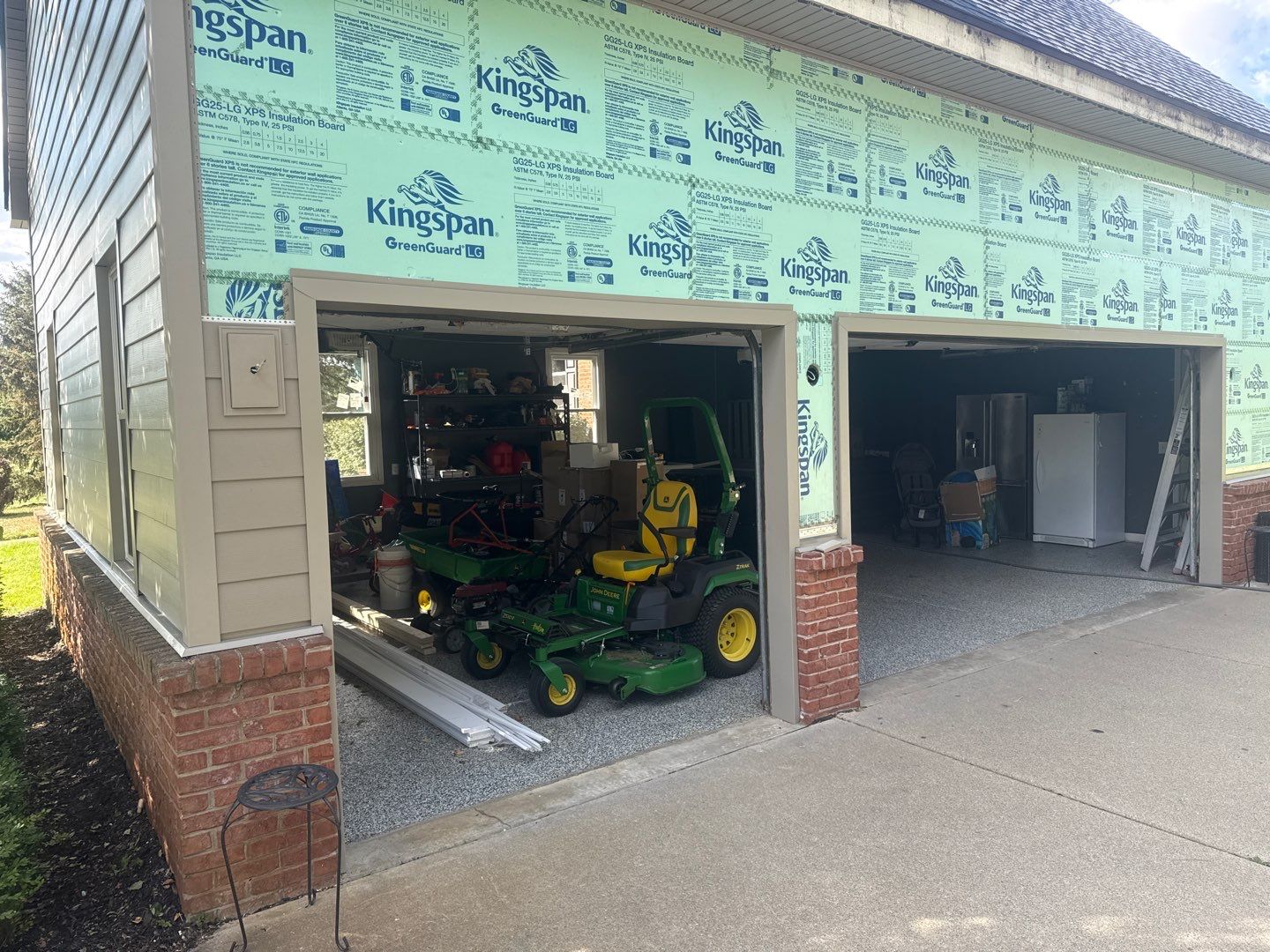 Siding Replacement using Alside S7 Cedar Mill Grain Pebble by 180 Contractors