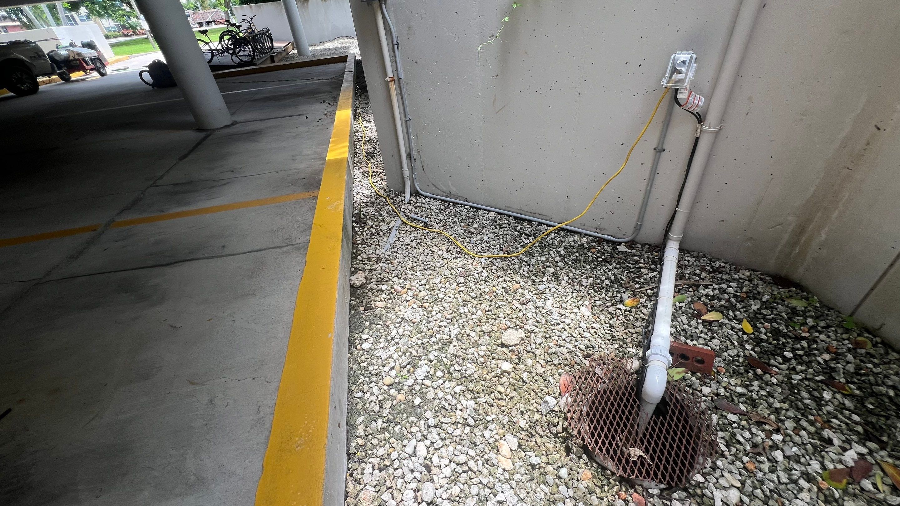 Marco Island Condo Stormwater System Maintenance and Standing Water Removal by APS Power & Water