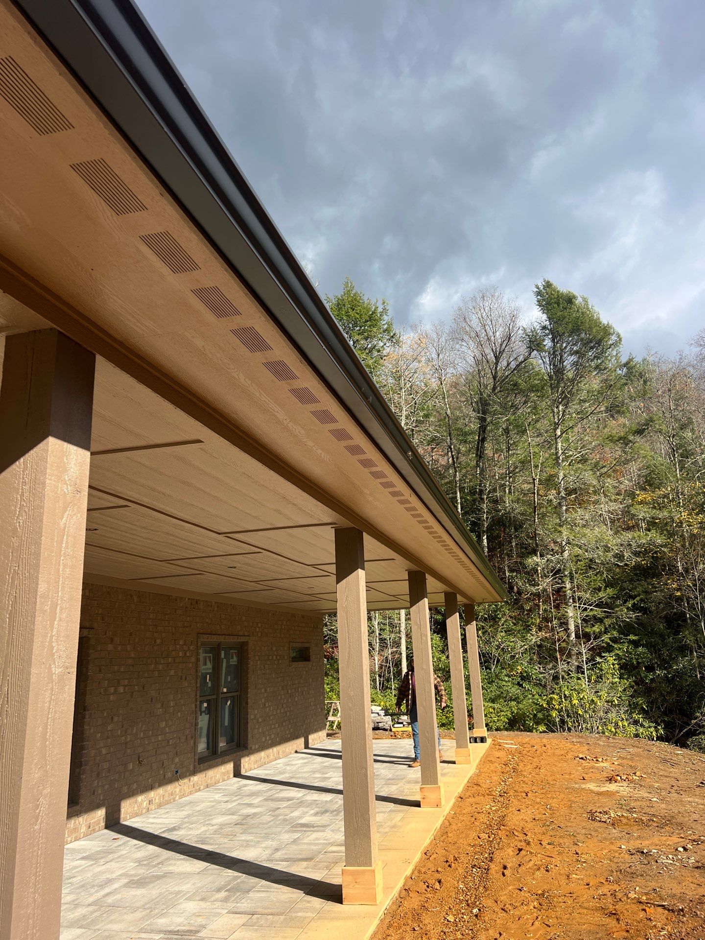Smith Residence by Omnia Roofing