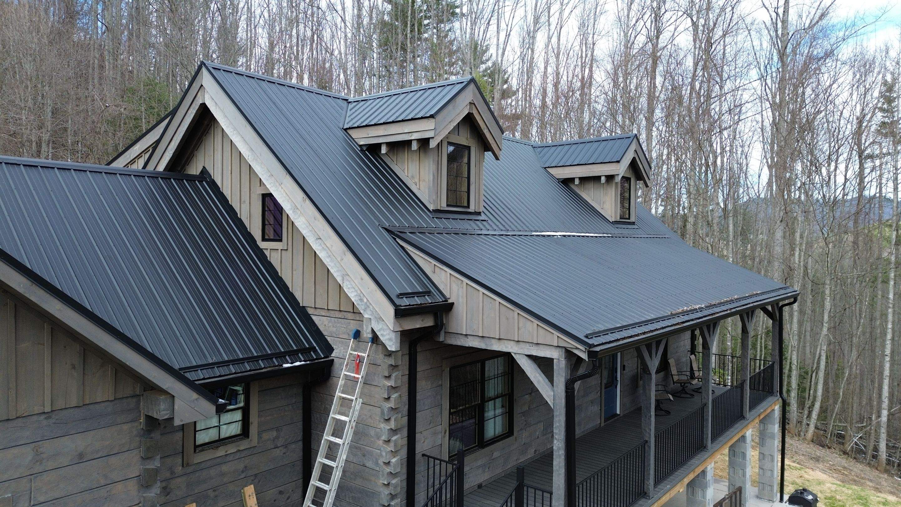 Maples Residence by Omnia Roofing