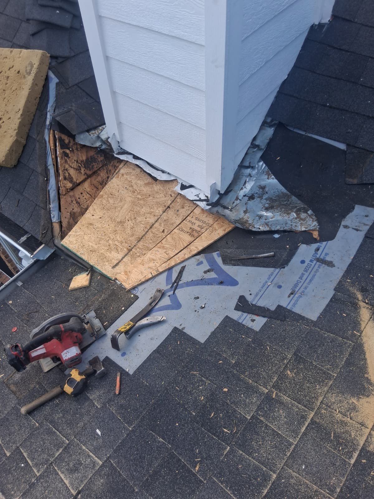 Project in Addison  by Armor Roofing | Exteriors