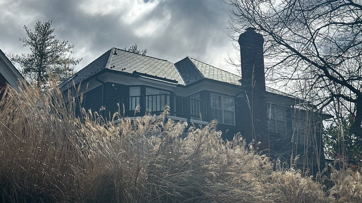 Clifton Multi-Trade Restoration: DaVinci Single Width Slate in Slate Black by RM Banning, Inc.