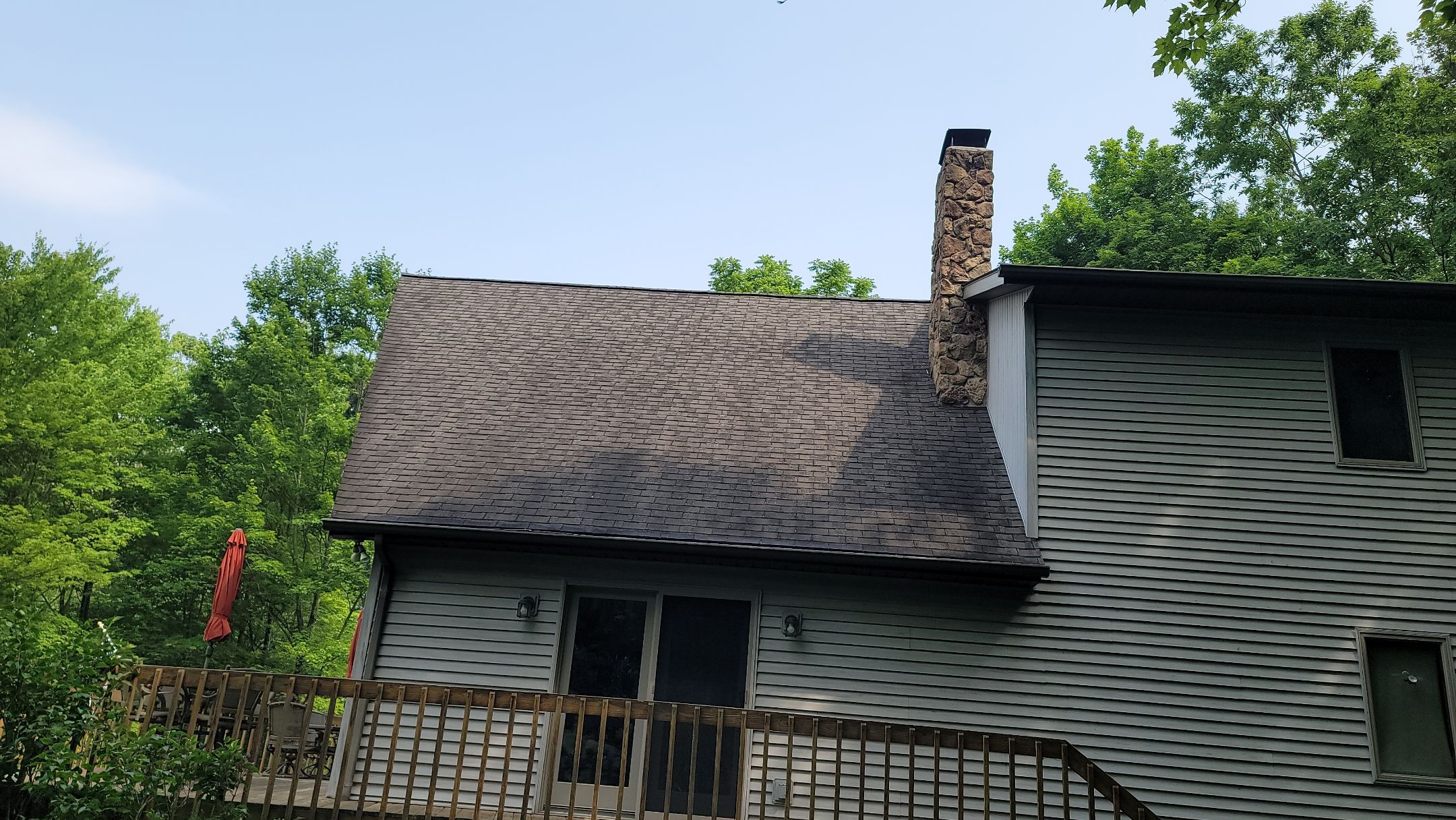 Owens Corning Color: Williamsburg Gray by Eagle Eye Roofing
