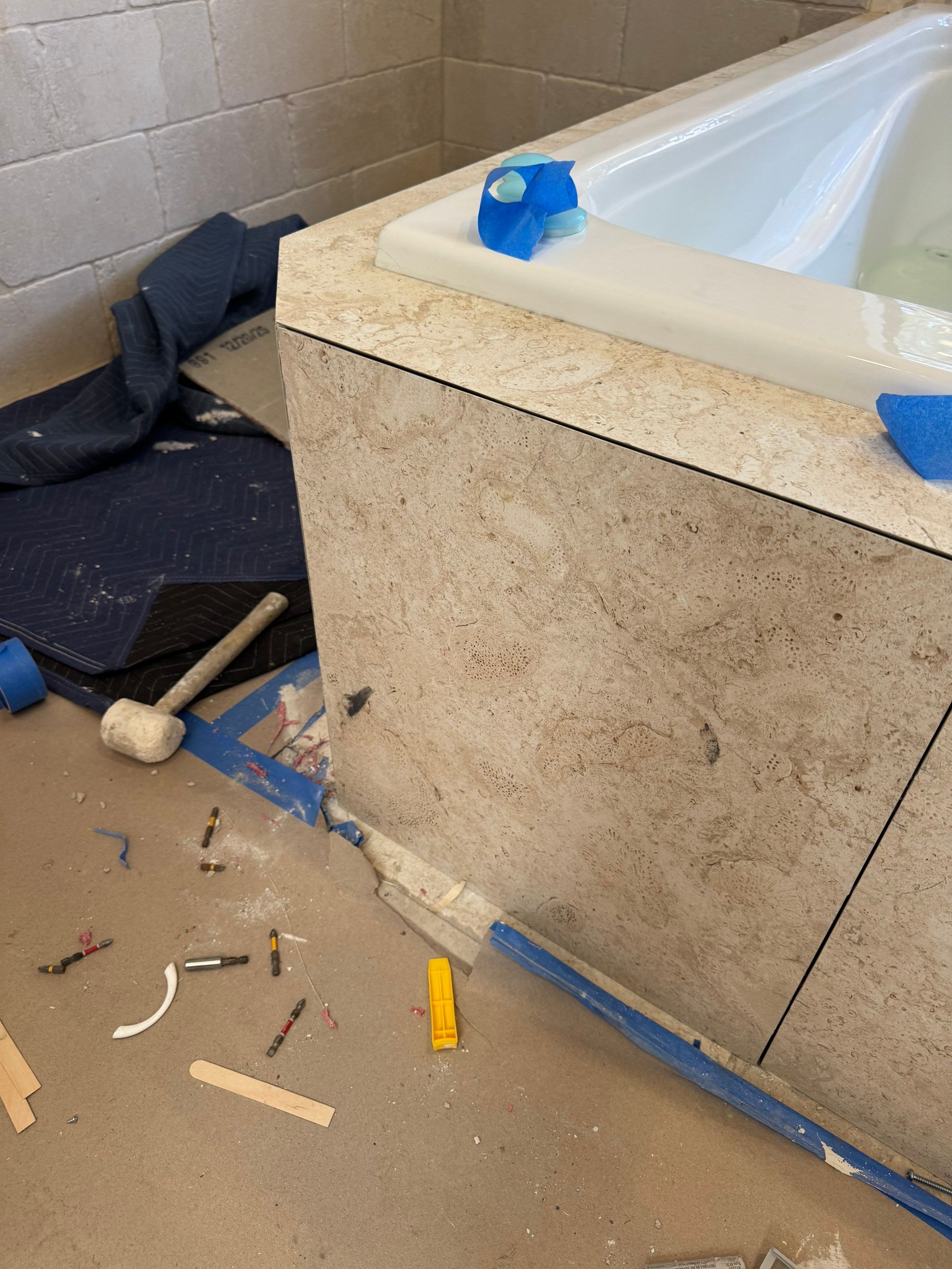 Roman Tub Remodel - Deerfield Beach by Hevi Tile