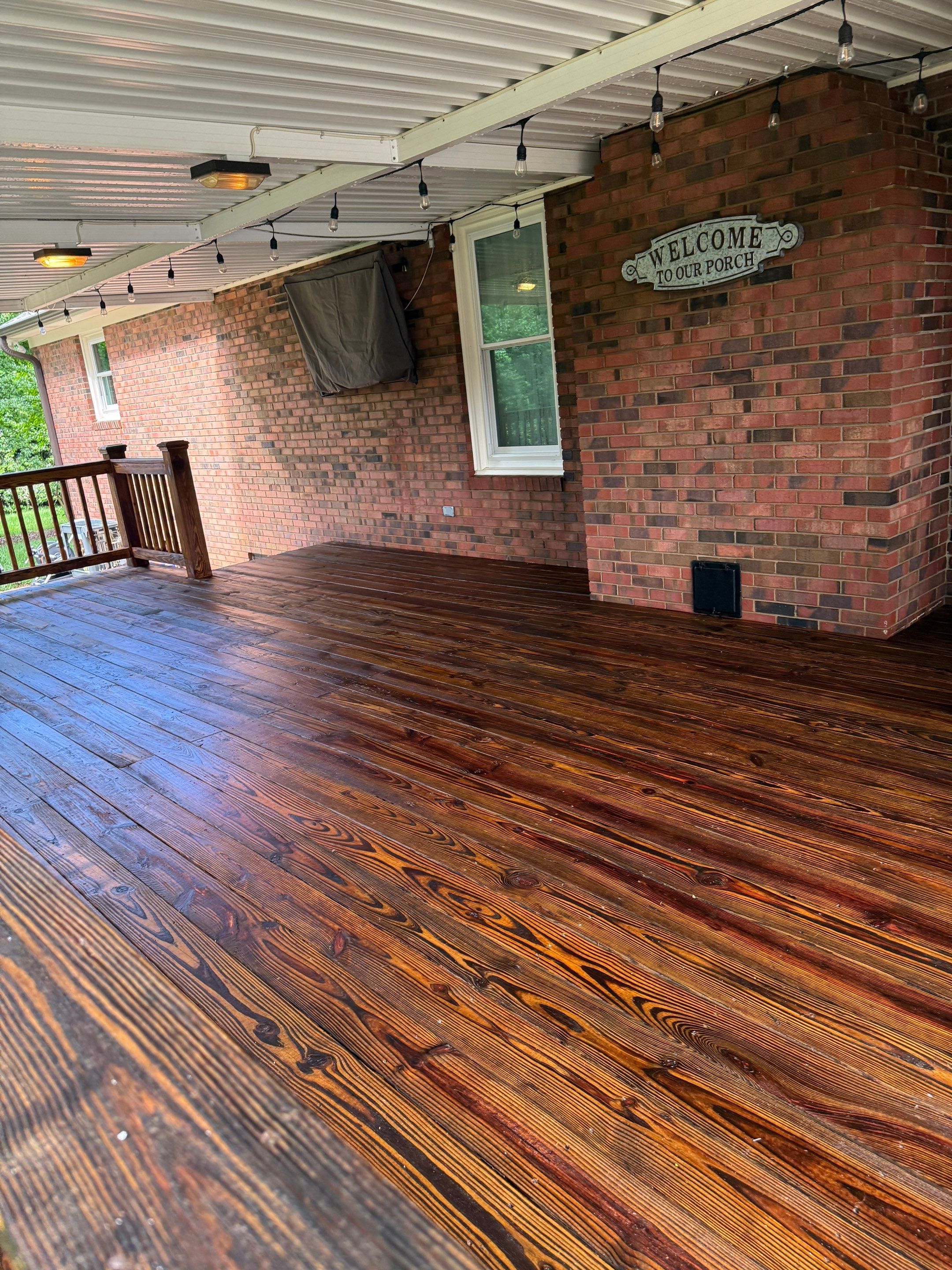 Wood Deck using Wood Sealant by DuraSeal