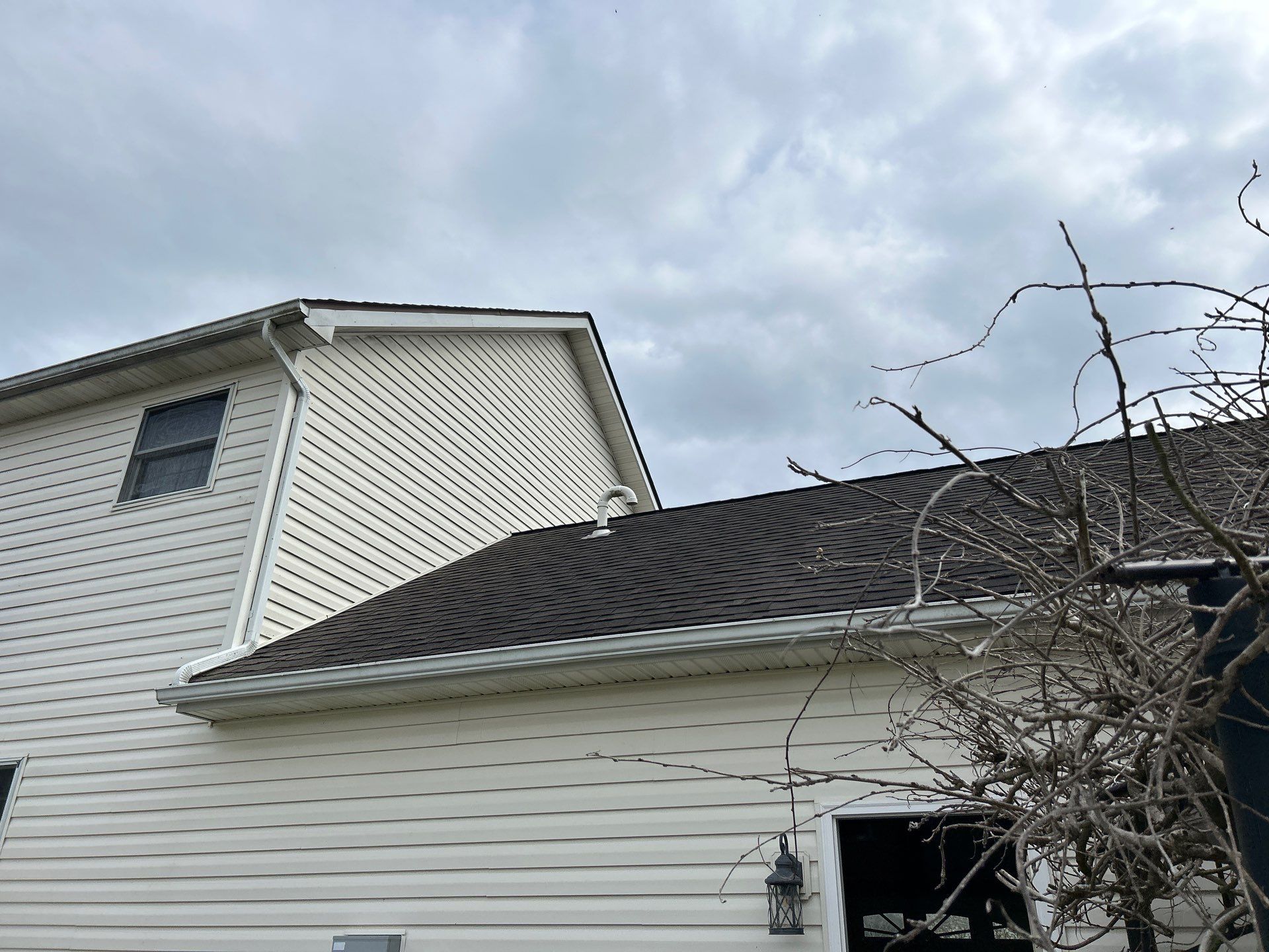 Residential Roofing Installation using Duration Series Shingles - Driftwood by RoofX 