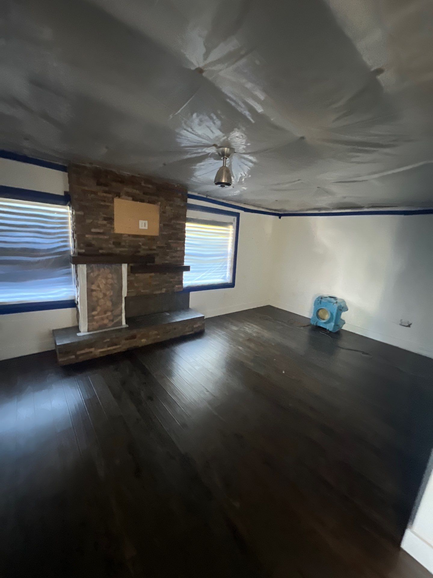 Windstorm Damage & Multi-Room Water Mitigation in St. Petersburg by Right On Time Restoration