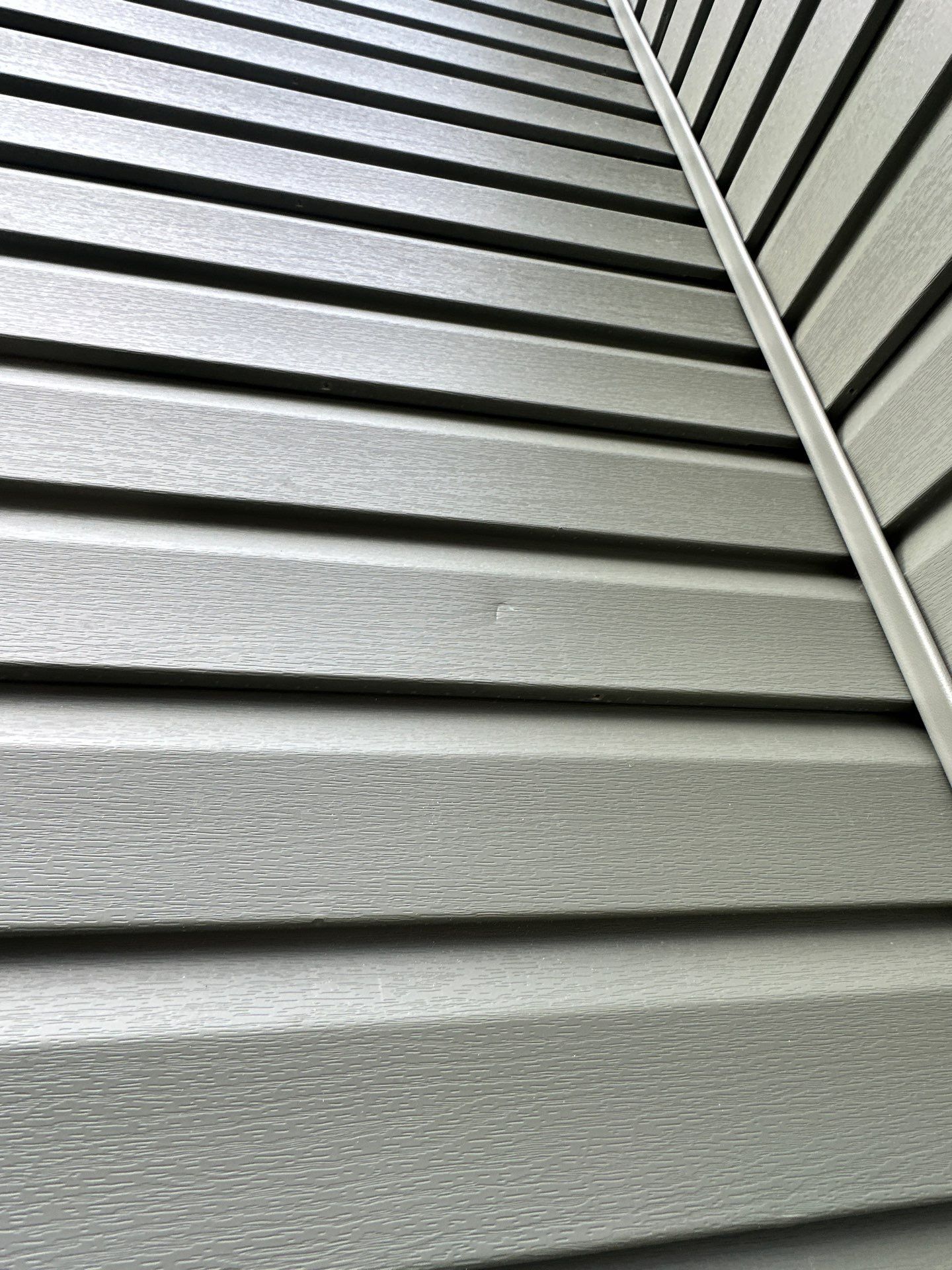 Siding Replacement using Alside Odyssey D4" by 180 Contractors