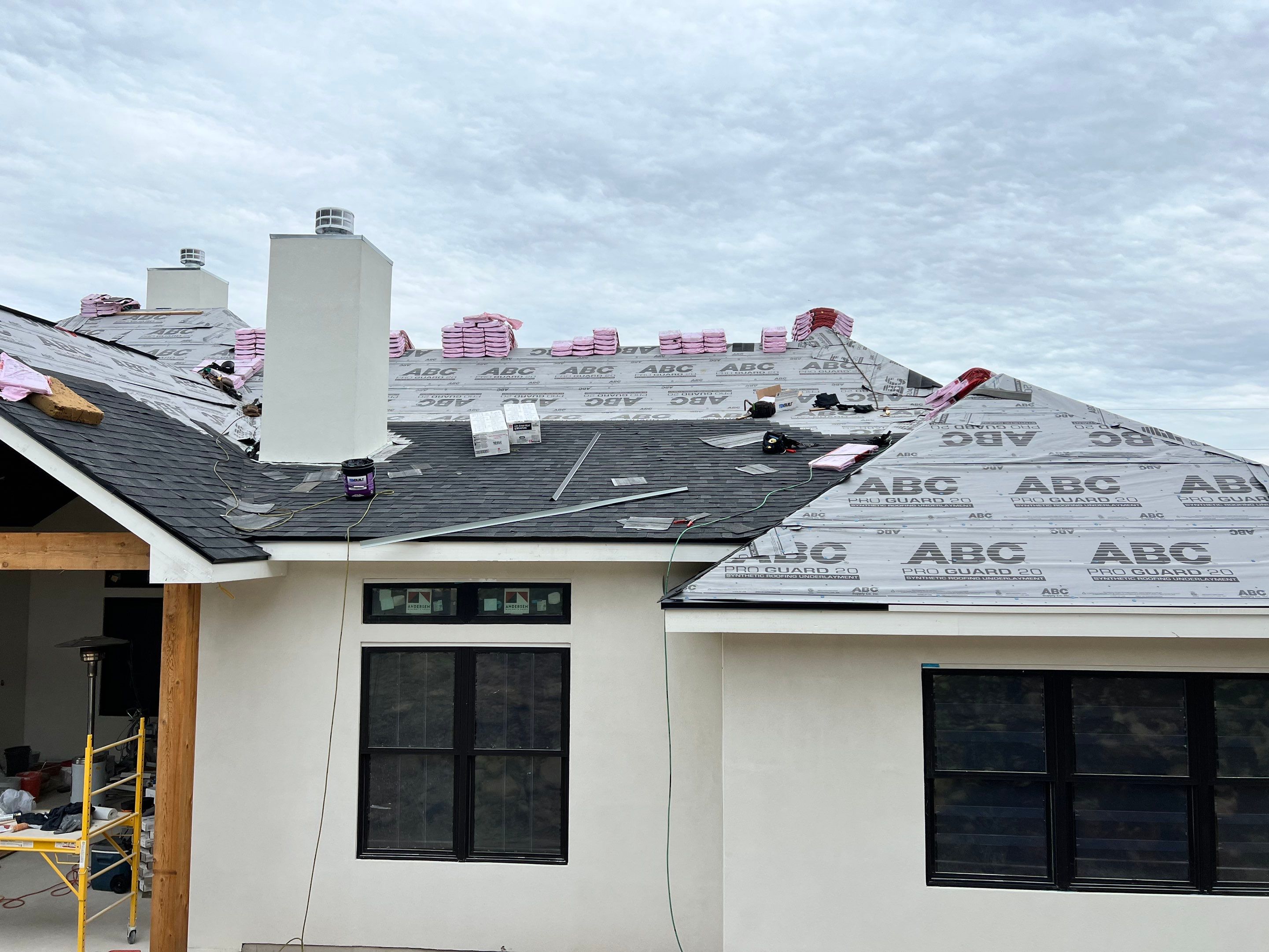New Home Construction using Owens Corning 30 year Architectural Shingles by Premier Roofing and Contracting