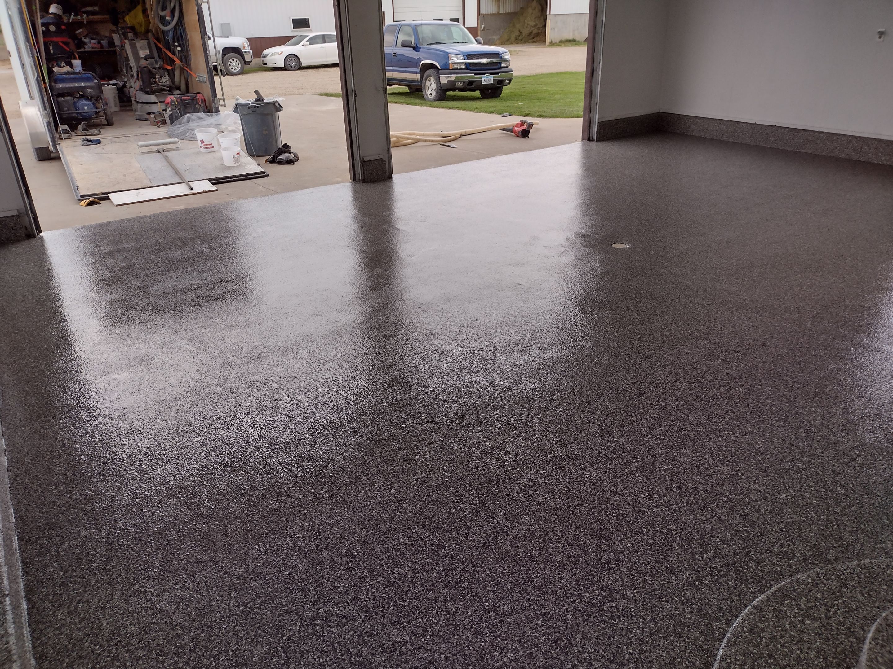 Garage using Silver Creek by Select Painting, Coatings & Garage Cabinets