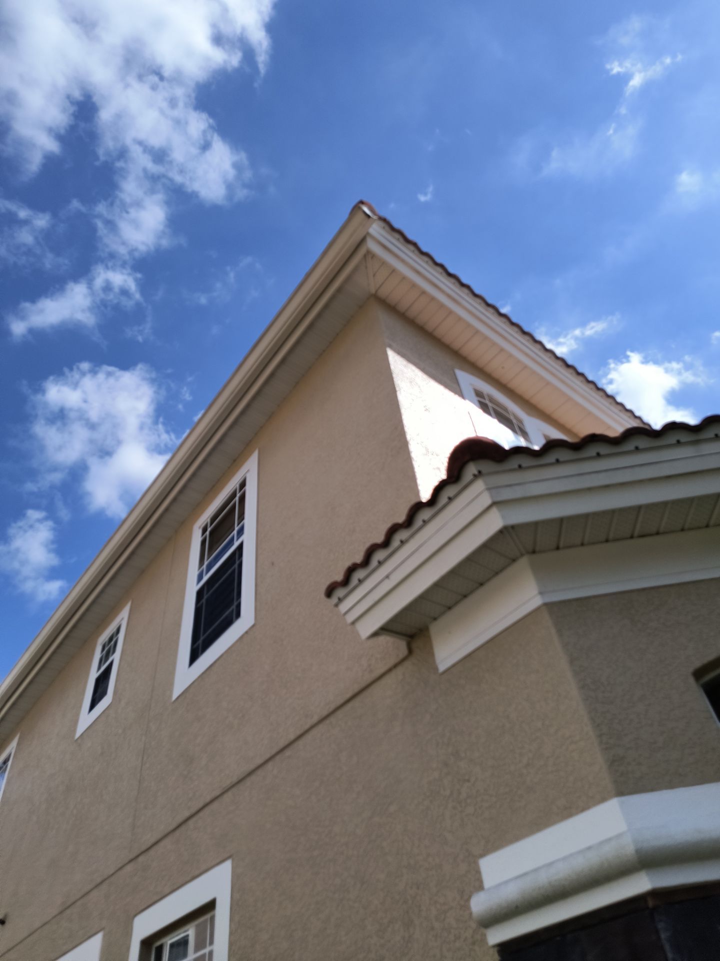 Soffit Repair in Sarasota FL by Gutter Professors