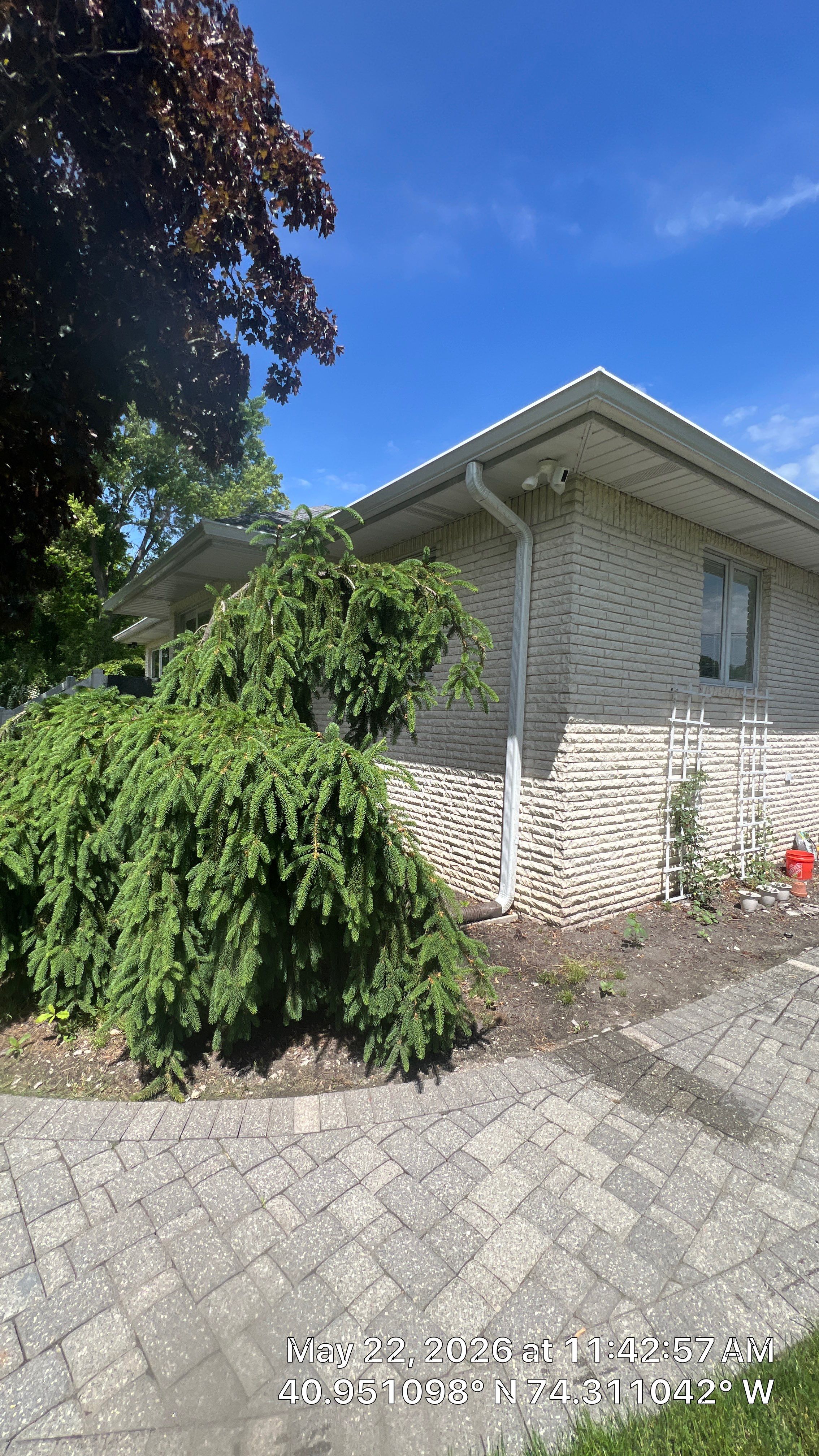 Gutter Cleaning throughout the year in Pequannock Township, New Jersey by NJ Home Maintenance Services