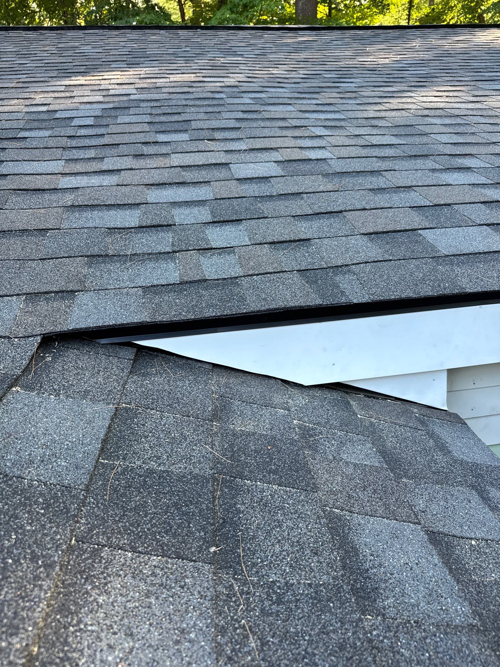 Roof Replacement & Fascia Repairs in Goffstown, NH – Williamsburg Gray Finish by Compass exteriors