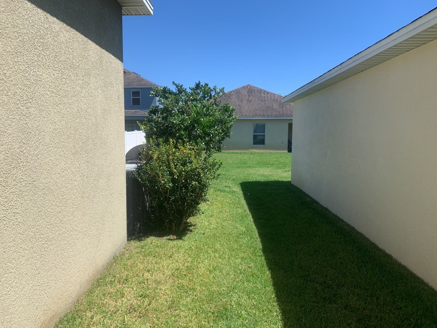Riverview, FL 6ft. Tall White Vinyl Privacy Fence by Asap fence and gates, LLC