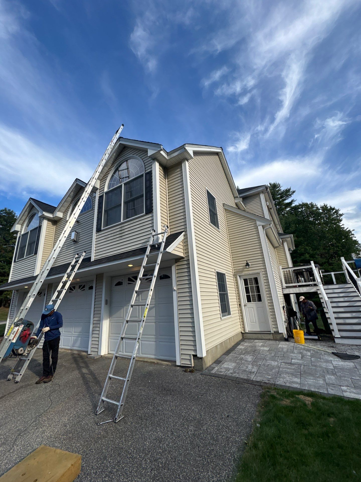 Complete Roof Replacement with Owens Corning TruDefinition Shingles by Mighty Dog Roofing of Greater Middlesex County