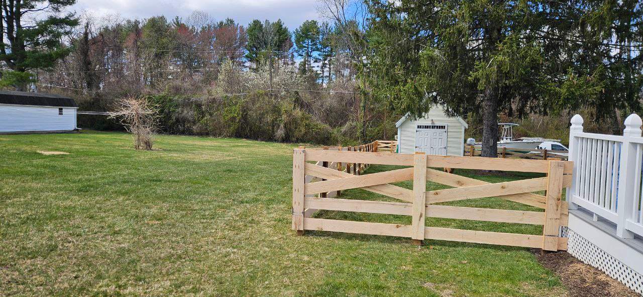 5 Board Cross Buck by Kingdom Fence & Supply