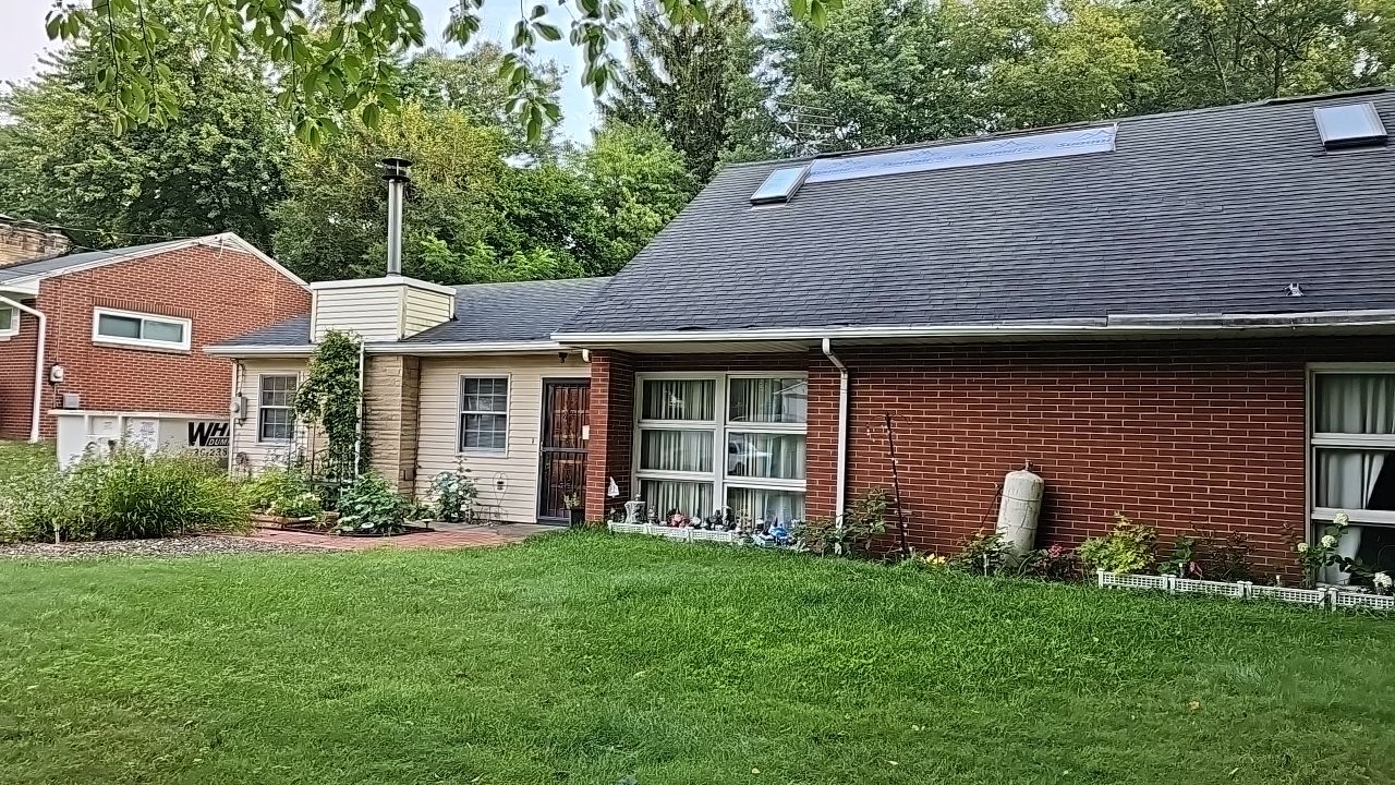 ATLAS PINNACLE COLOR: SCOTCHGARD PEWTER by Eagle Eye Roofing