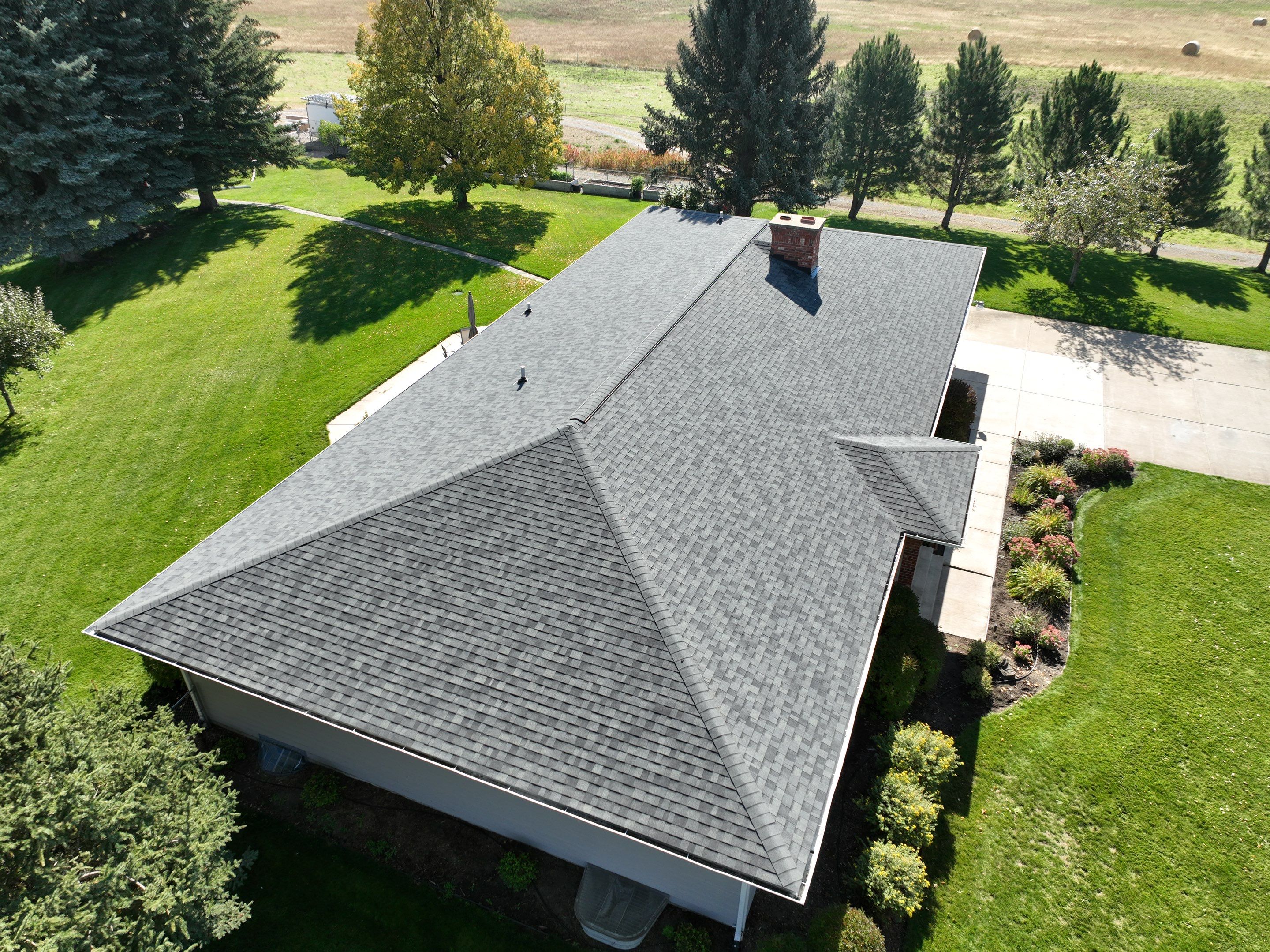 Owens Corning TruDefinition Duration - Estate Gray by Montana Roofing Solutions