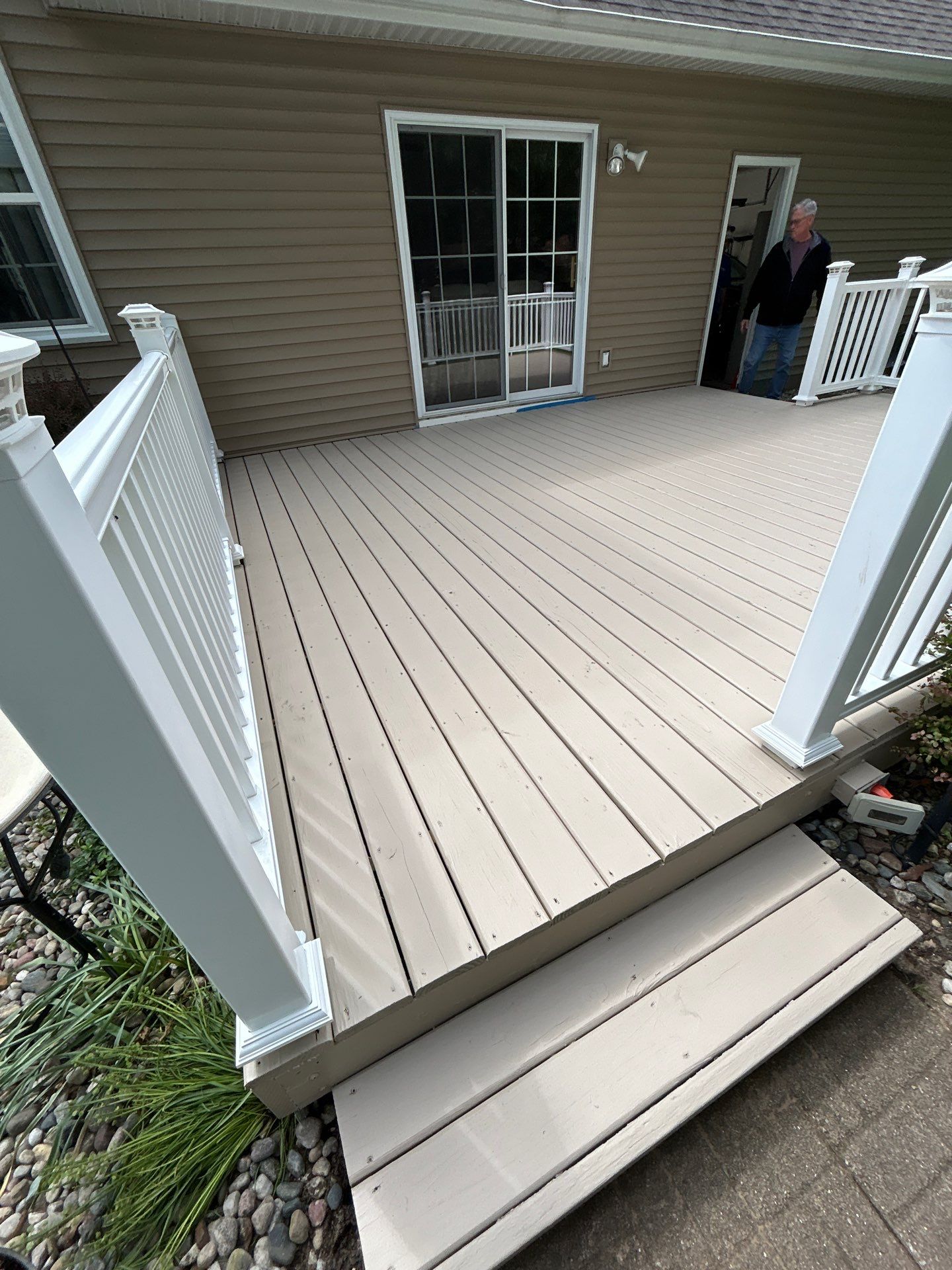 Bedroom, Bathroom and Decking Color change!! by Gordon Painting