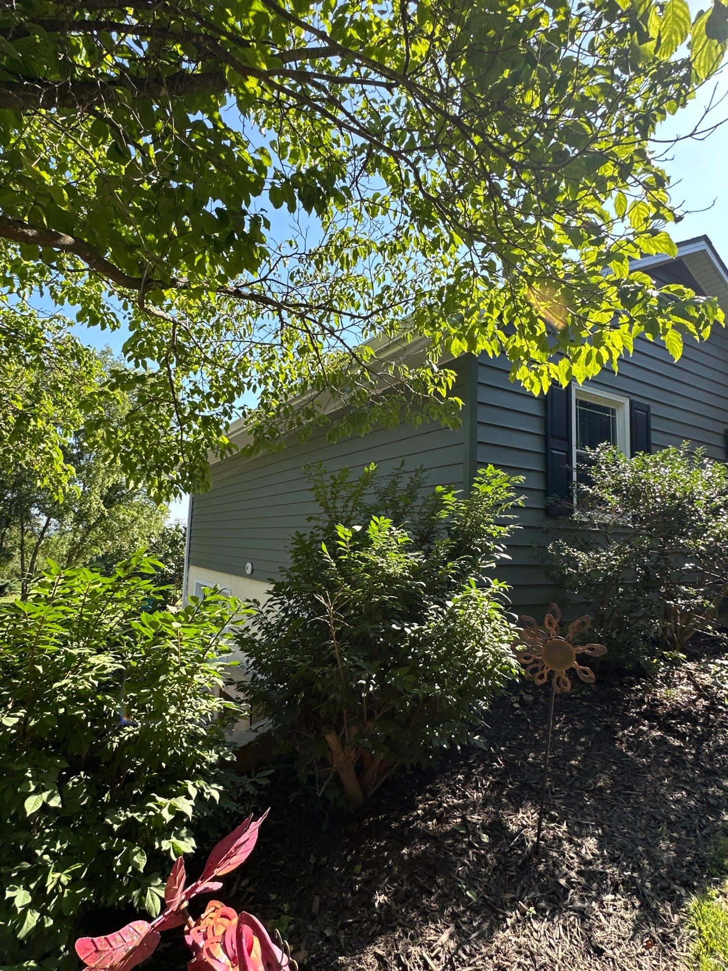 New Craneboard Siding on this Platte City, Mo home  by EEC  Windows, Siding & Roofing 