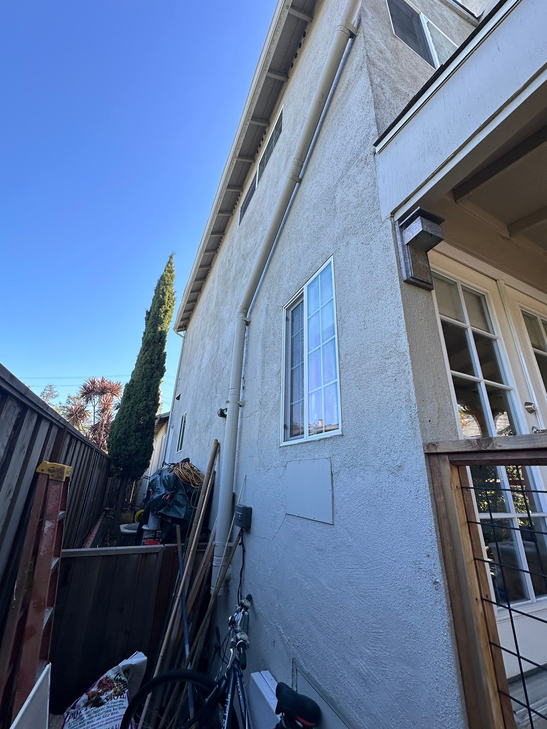 Exterior repaint-siding and stucco by Herrera’s Bay Area Painting inc.