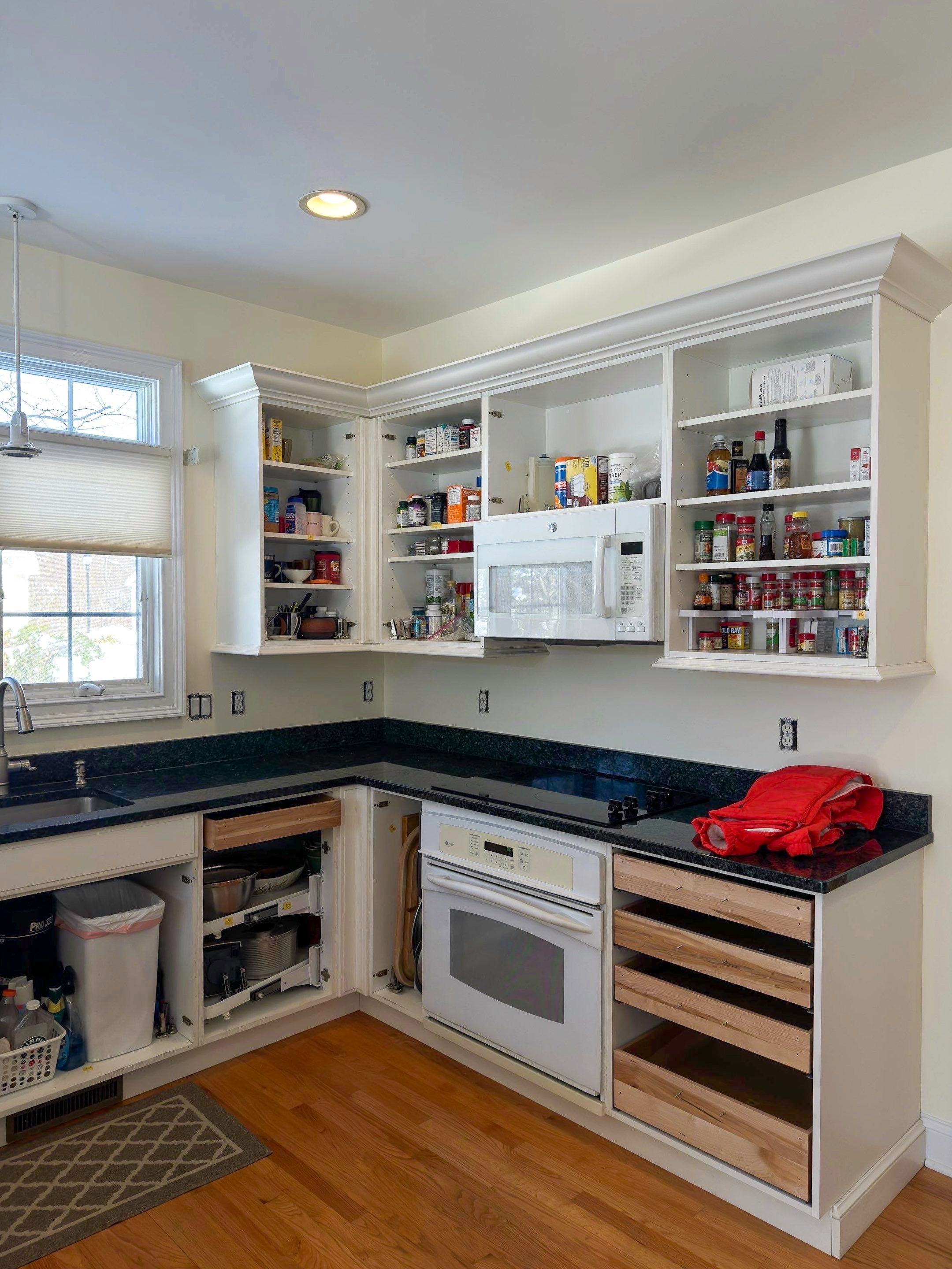 Kitchen Cabinet Painting by Trendy Walls Inc.