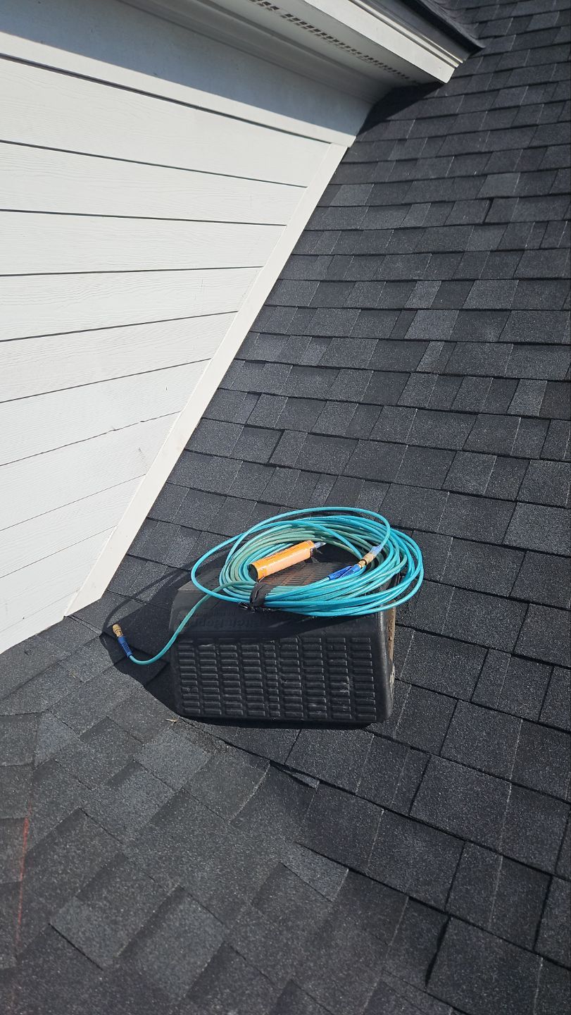 Residential Roofing Installation using Owens Corning® Oakridge Onyx Black by Indigo State Roofing
