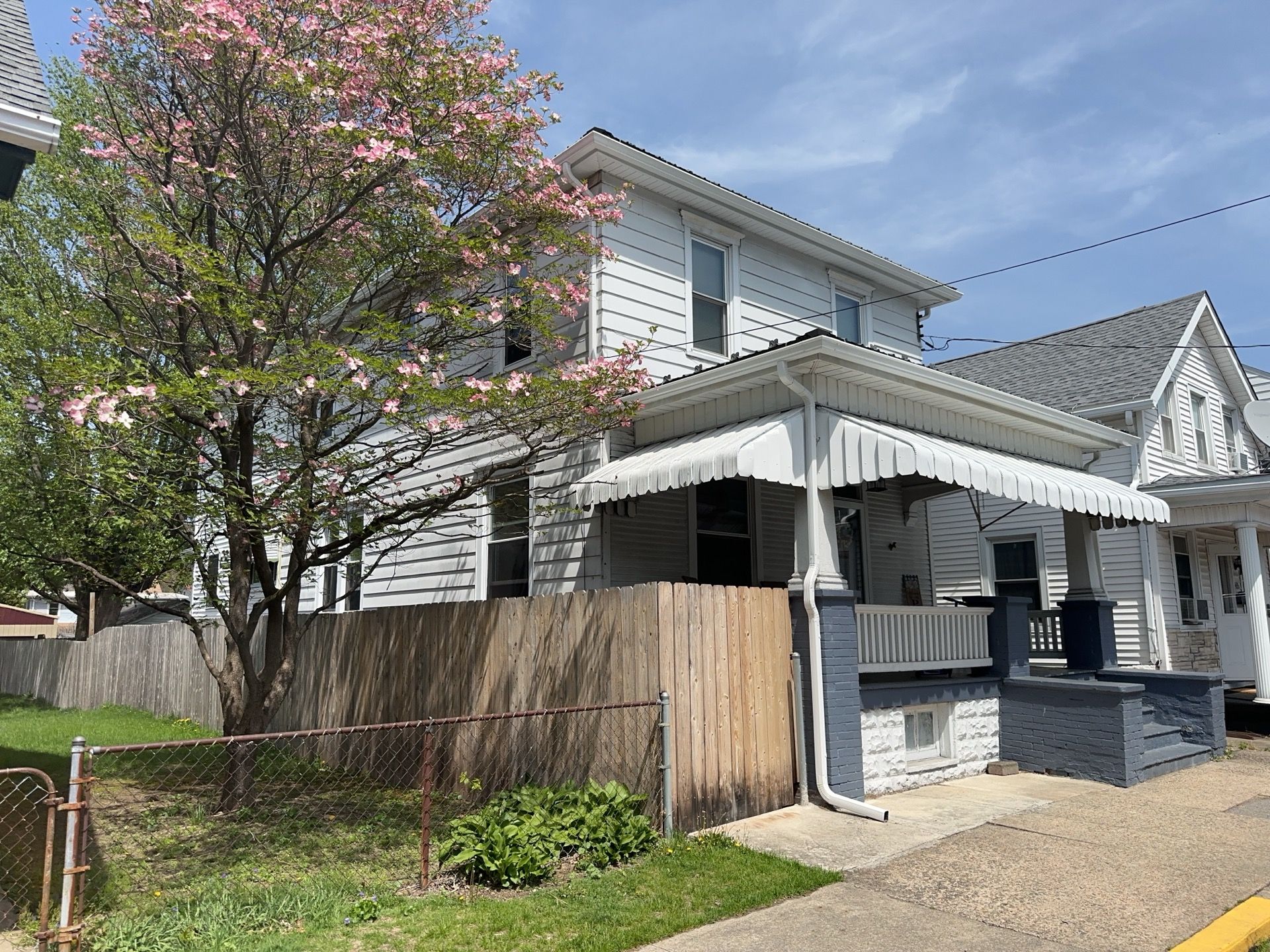 Charcoal Metal Roof & Blue Siding — A Refreshing New Look by Esh Builders