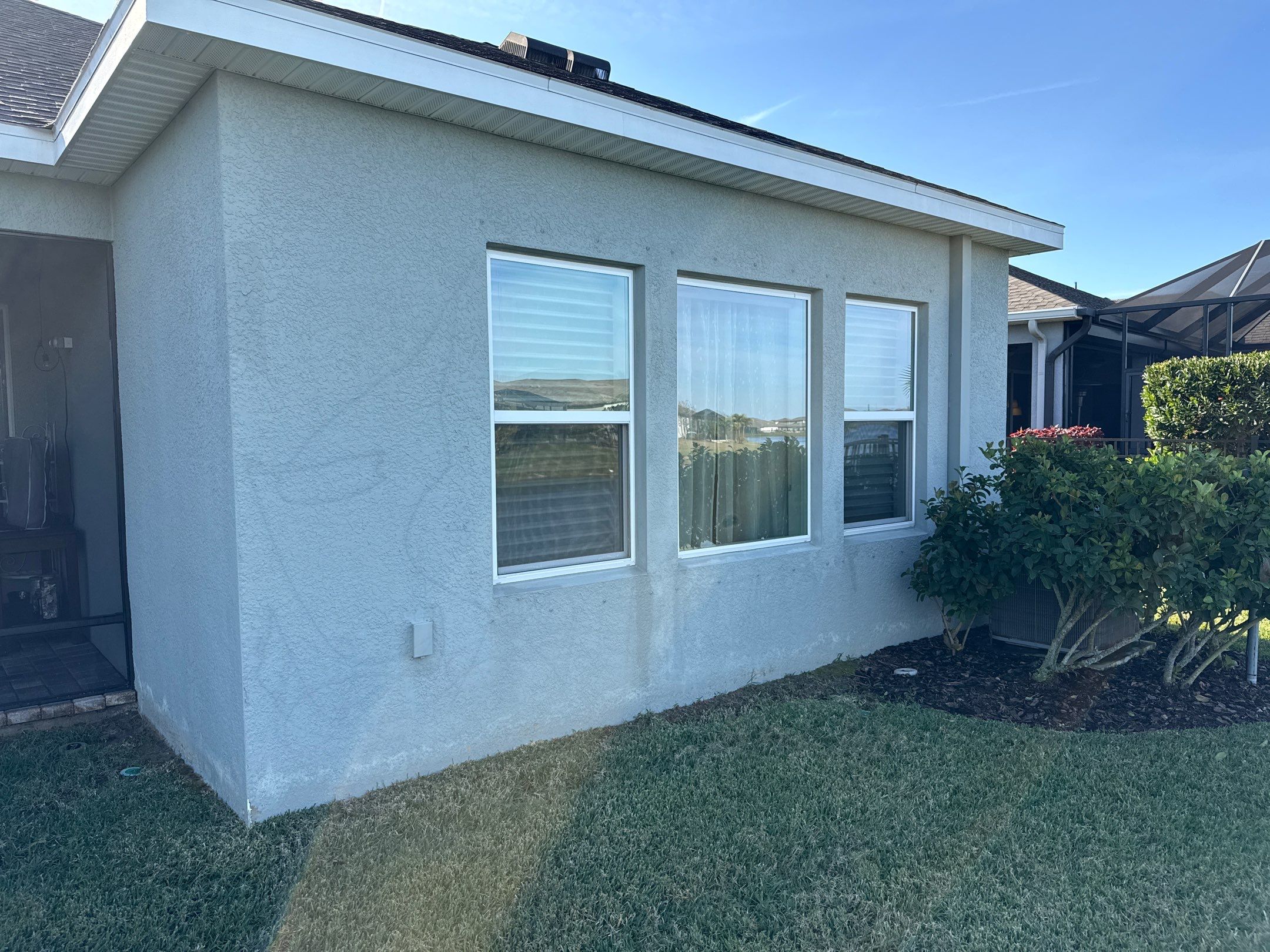 One-Story House Wash & Driveway Cleaning in Trevesta – Palmetto, FL by Sunshine AquaWash