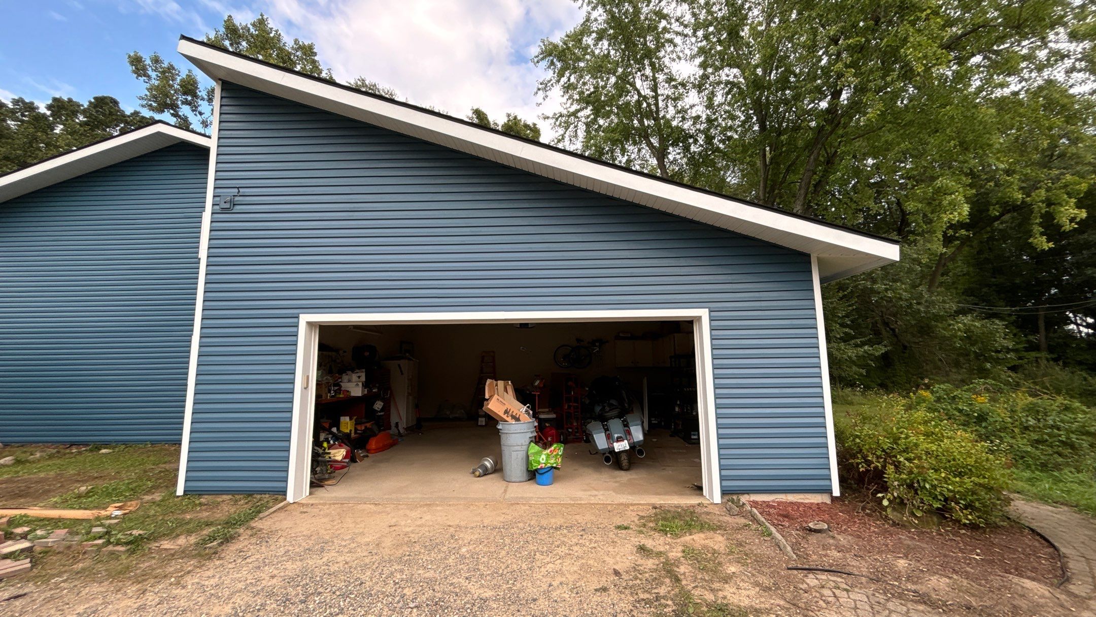 Siding Replacement using Alside D4 1/2" Dutchlap by 180 Contractors