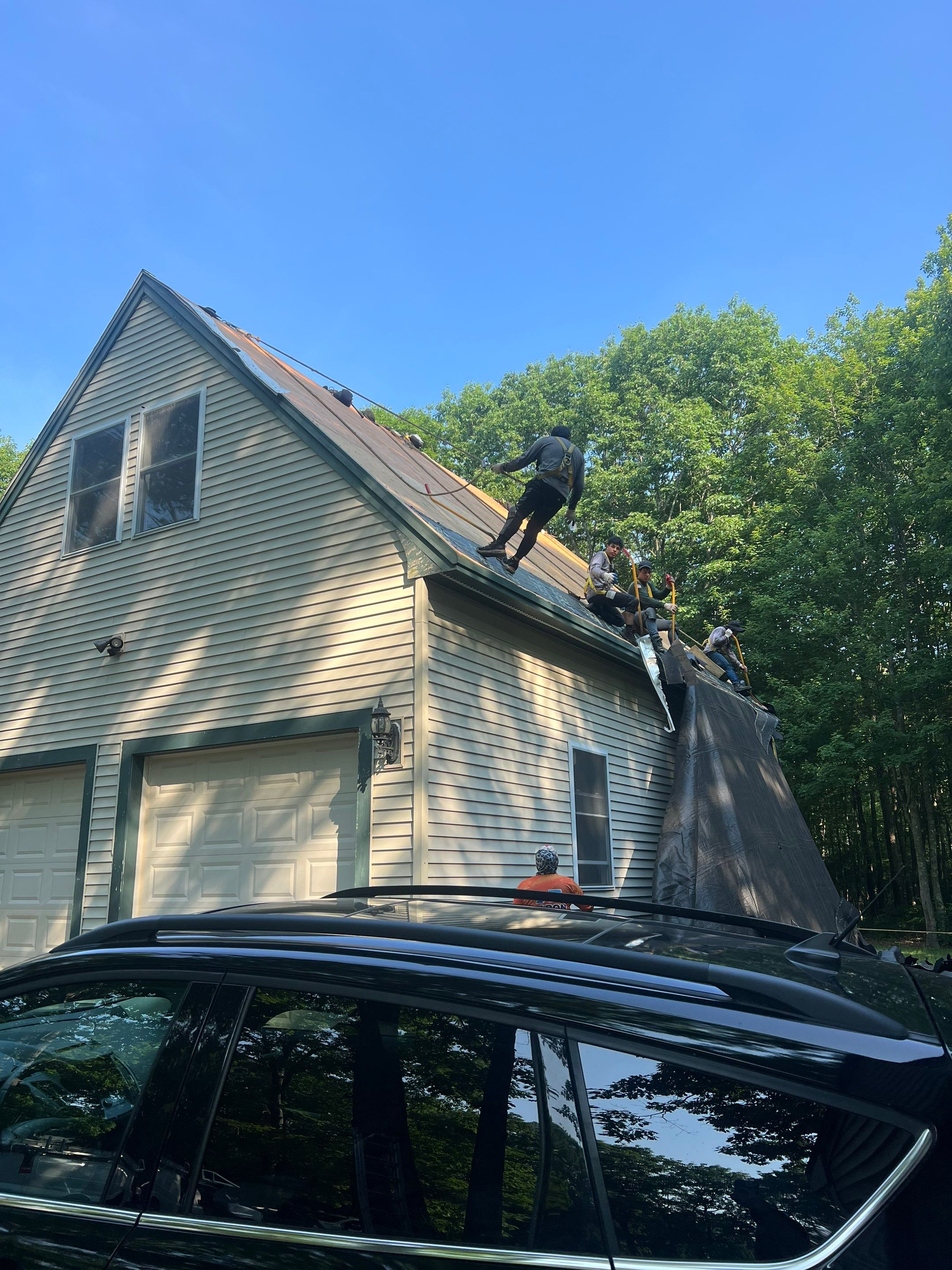 Roof Done in Kennebunk, ME by Tall pine roofing