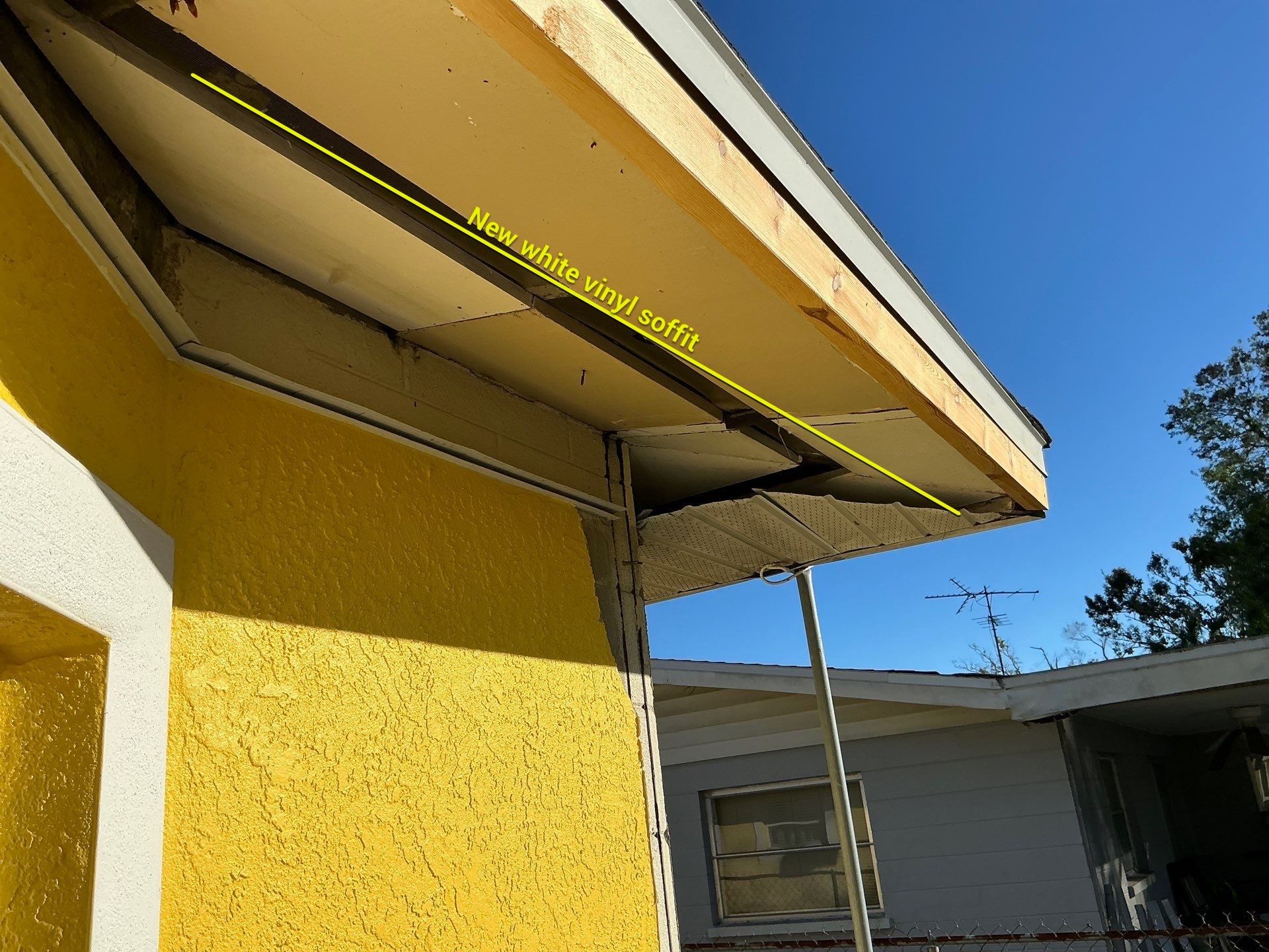 Soffit and Fascia Replacement in Sarasota FL by Gutter Professors