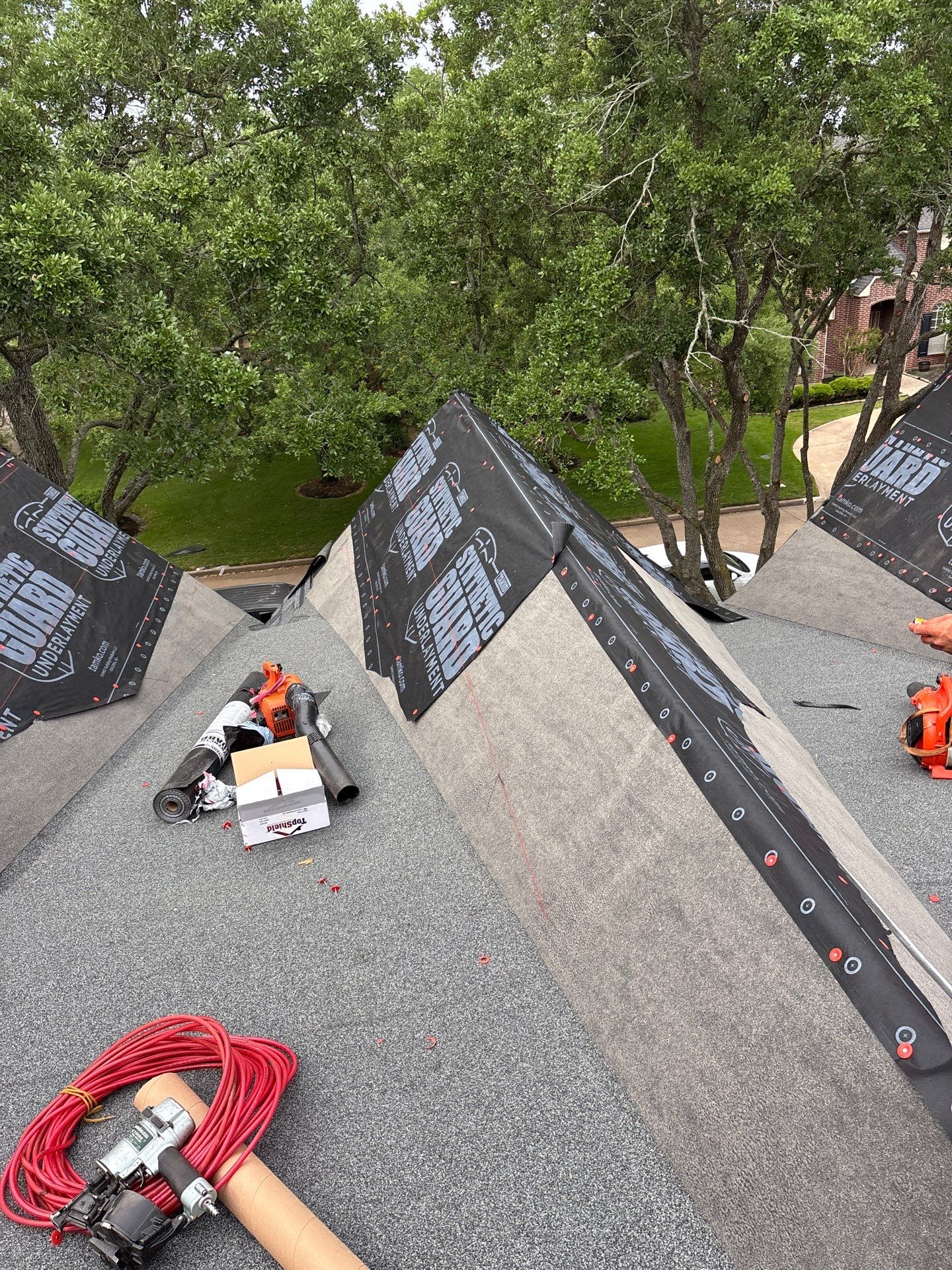 Roof Replacement Houston by Roof Repair Company