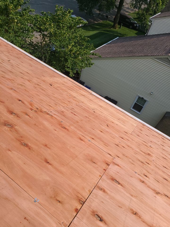 Burke: CertainTeed Landmark Pro Architectural Shingles in Max Def Weathered Wood by RM Banning, Inc.