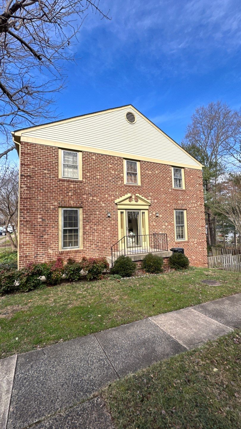 Burke CertainTeed Landmark Pro Roof in Max Def Espresso by RM Banning, Inc.