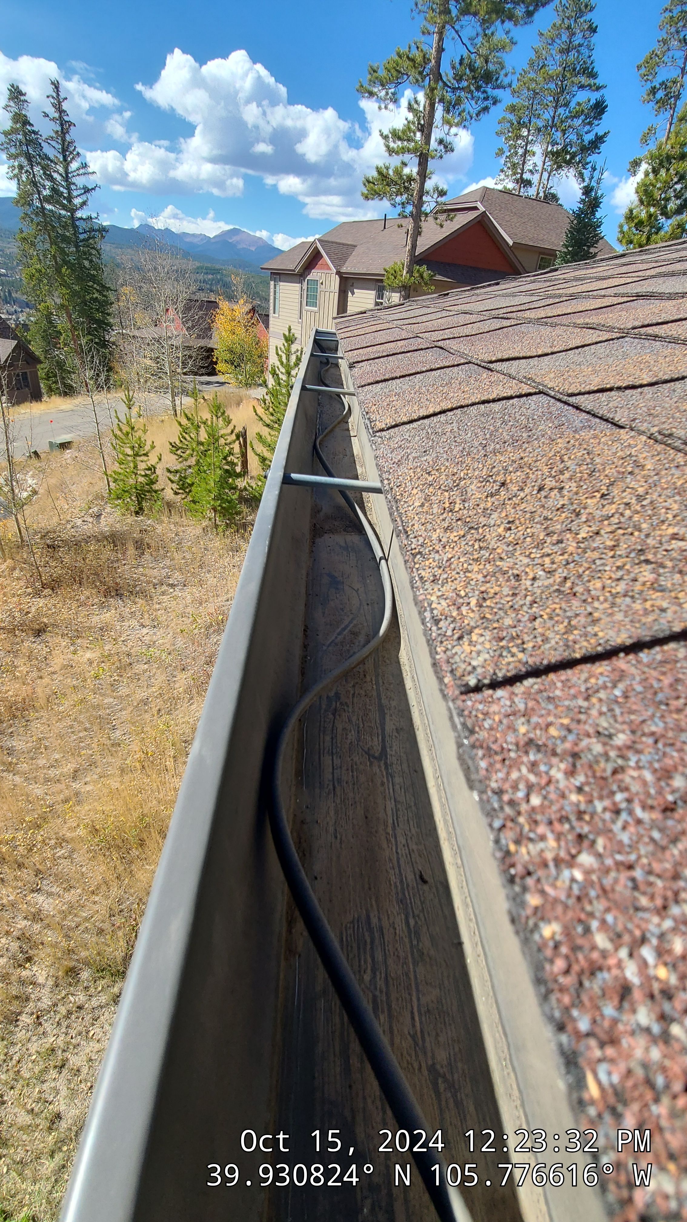 Gutter Cleaning by Wheatley Creek Services