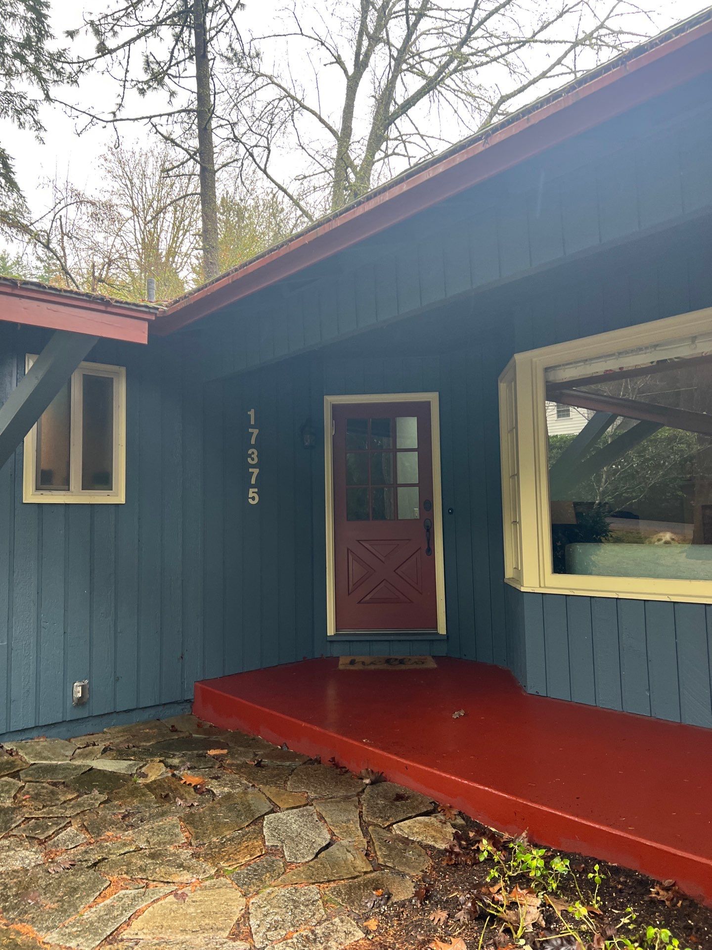 House cleaning in Lake Oswego by Cloud 9 Professional Cleaning Services