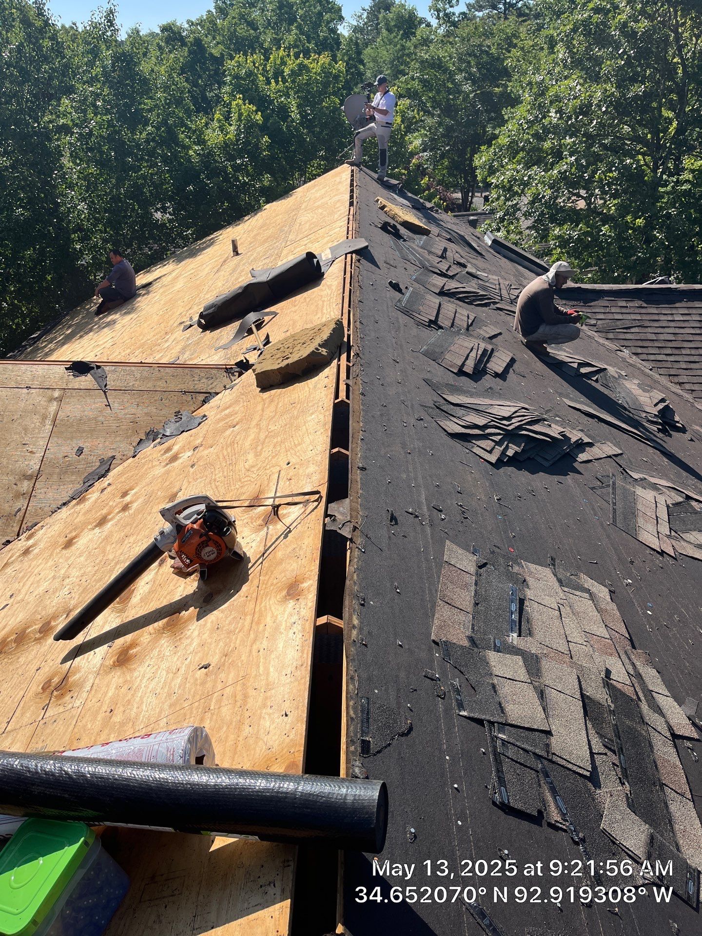 Architectural Shingle Roof Replacement and Skylight Installation in Hot Springs Village by Temple Roofing and Exteriors