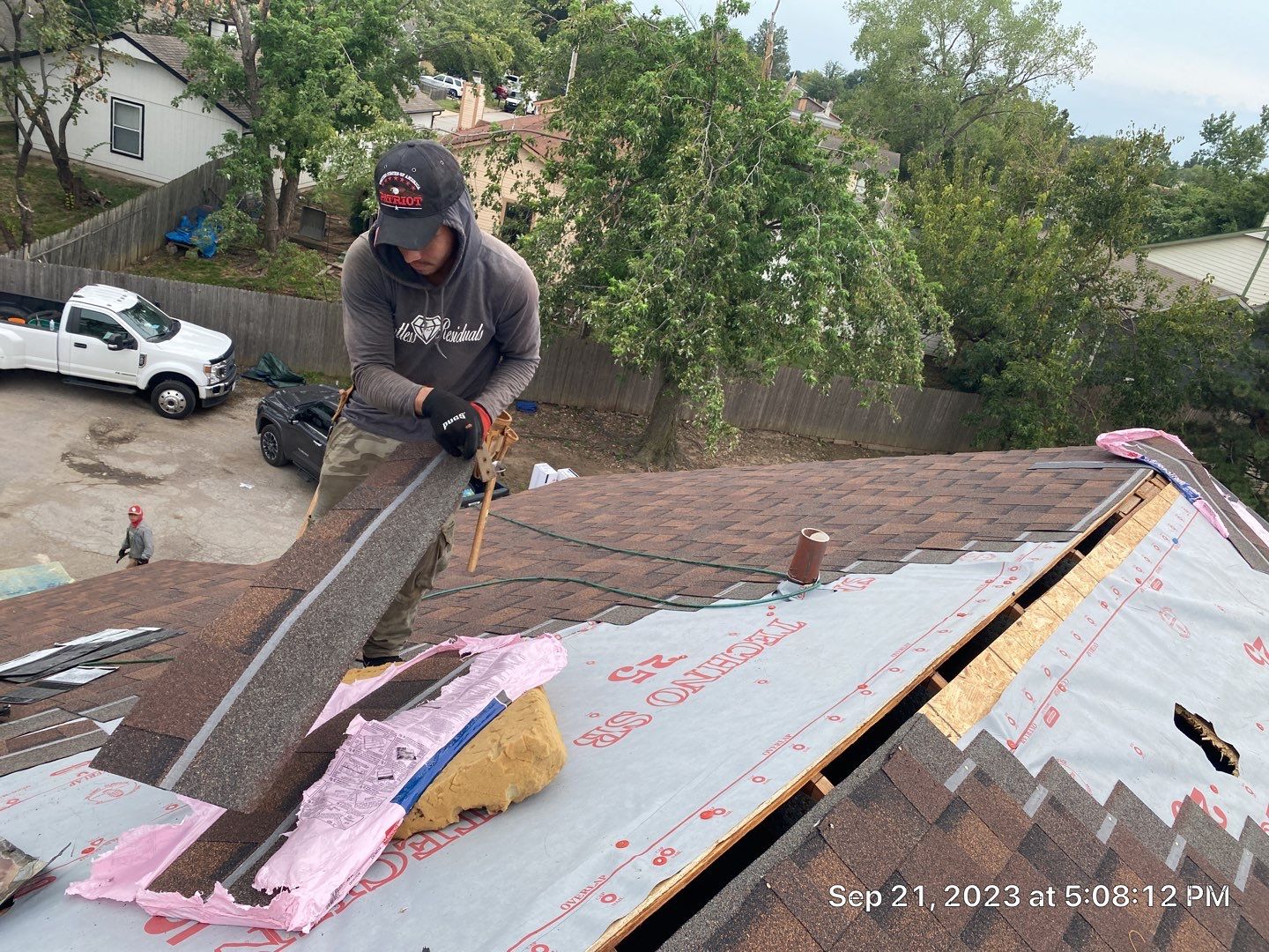 Shingle Project in Tulsa by Decor Roofing & Restoration
