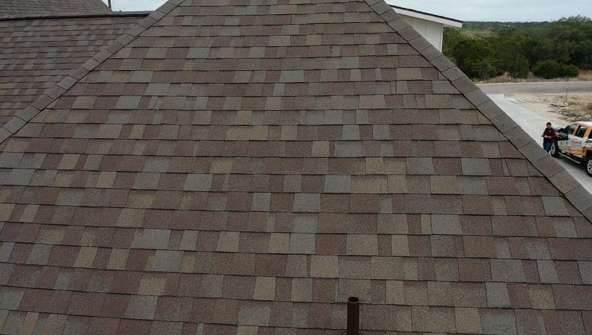 New Home Construction using Owens Corning 30 year Architectural Shingles by Premier Roofing and Contracting