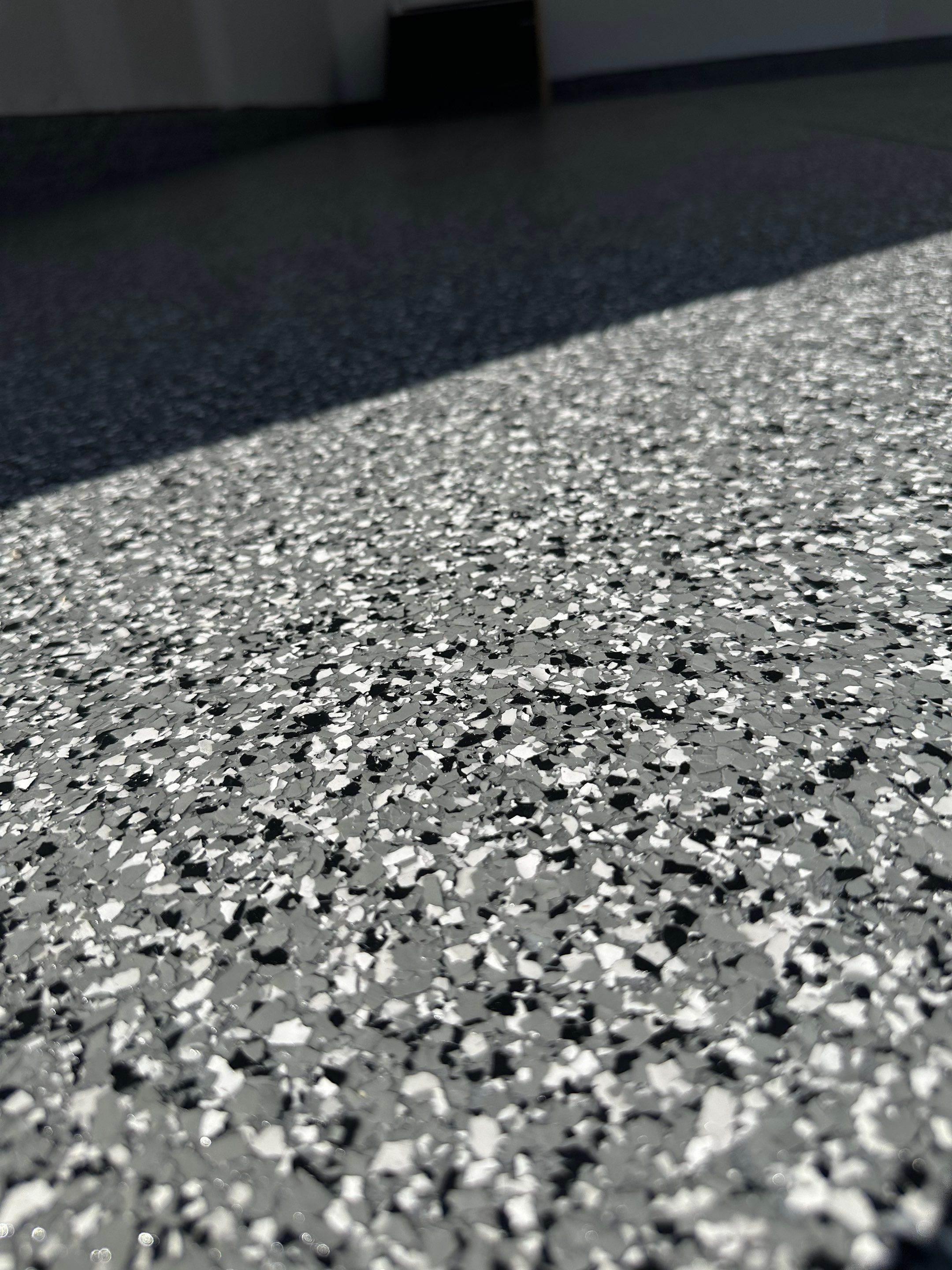 4 Stall Garage - Wombat Flake by Goat Coatings