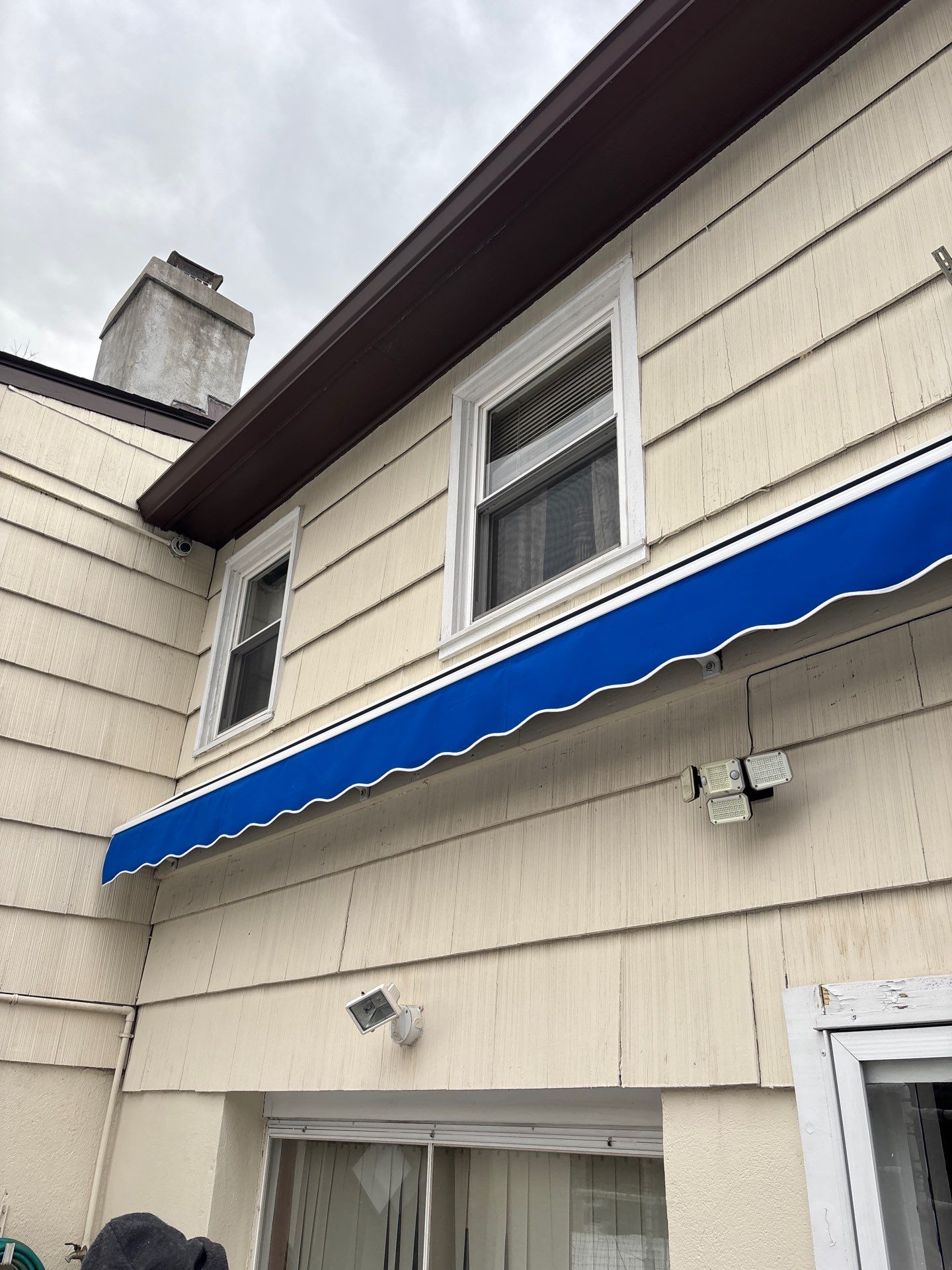 Full House Vinyl Siding Remodel, Mamaroneck, NY by Ideal Siding 