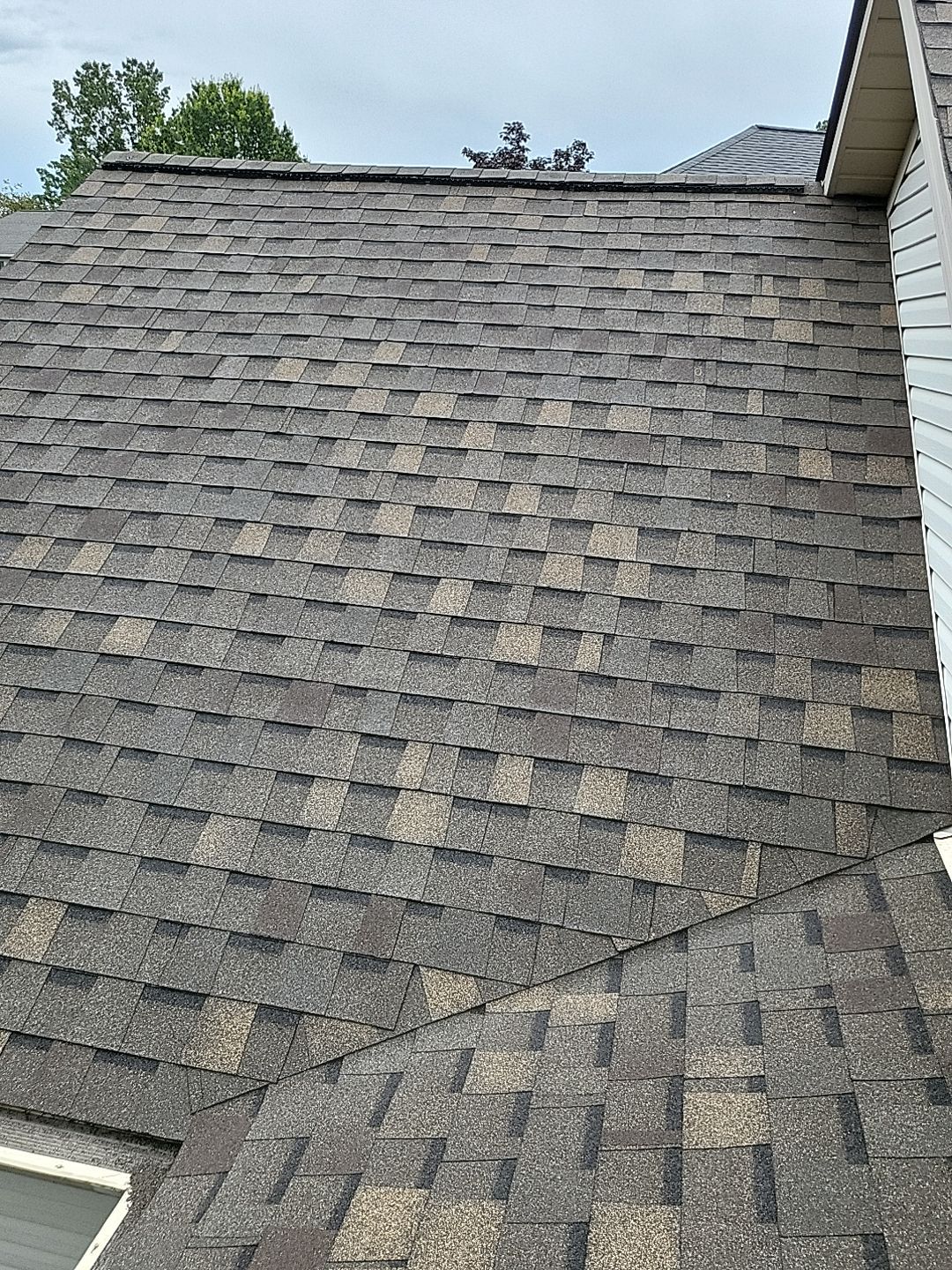 CT LANDMARK COLOR: PEWTER by Eagle Eye Roofing