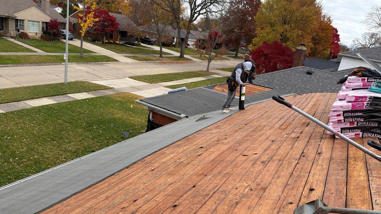 Roof Replacement using Owens Corning Onyx Black by 180 Contractors
