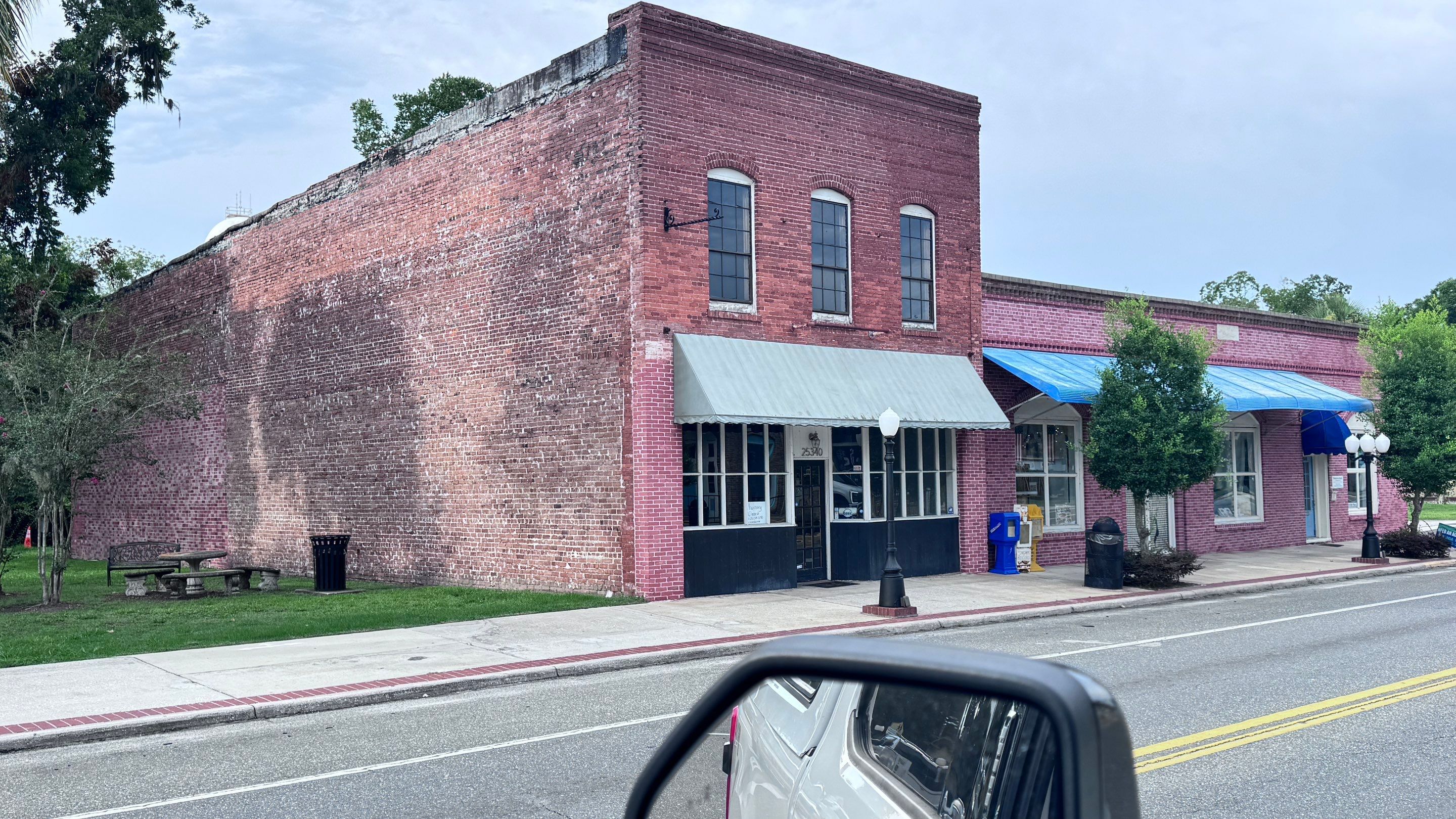 Project in Newberry, FL by Windows & Doors Store