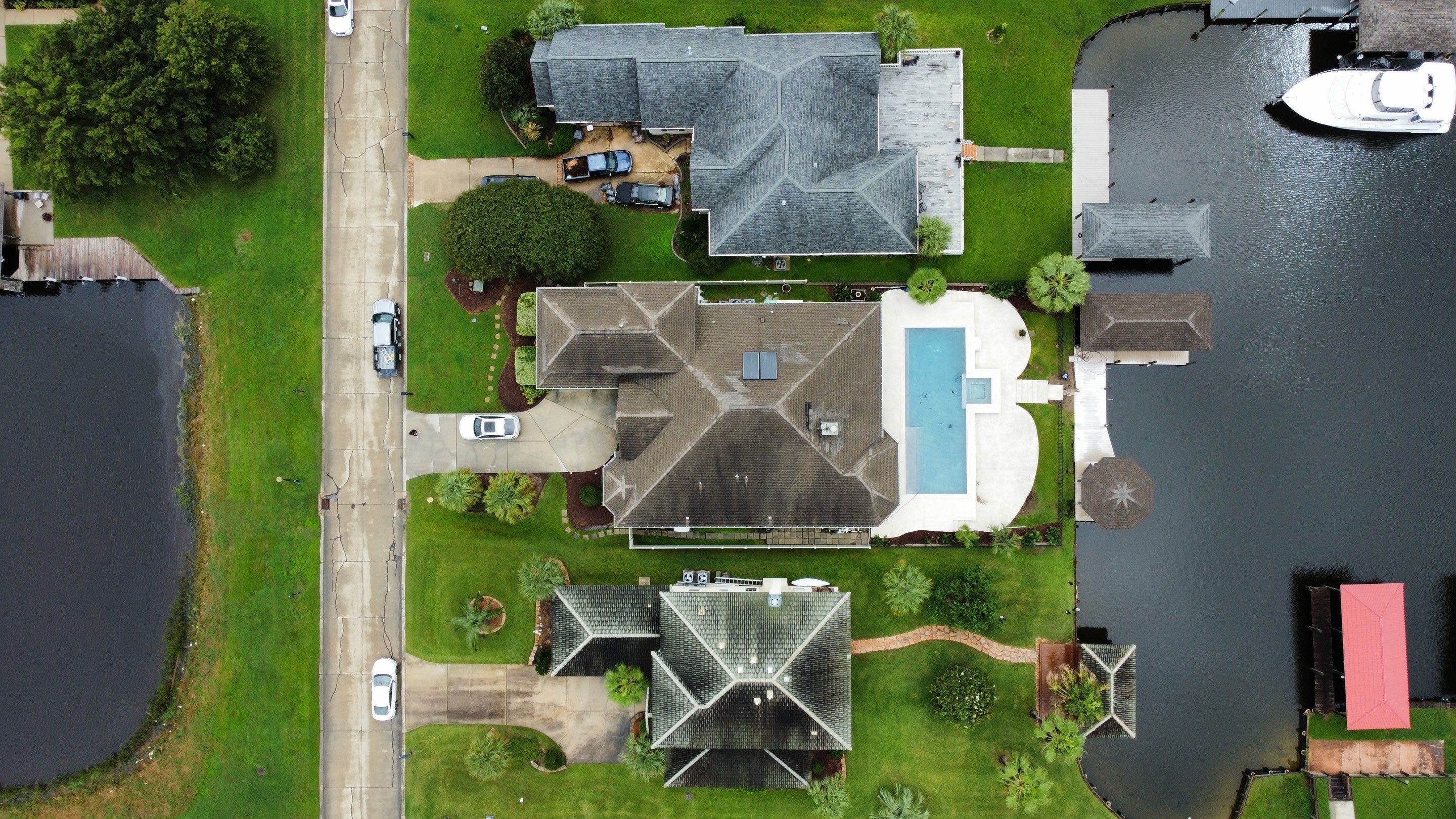 Roof Repairs in Slidell by HDS Contractors