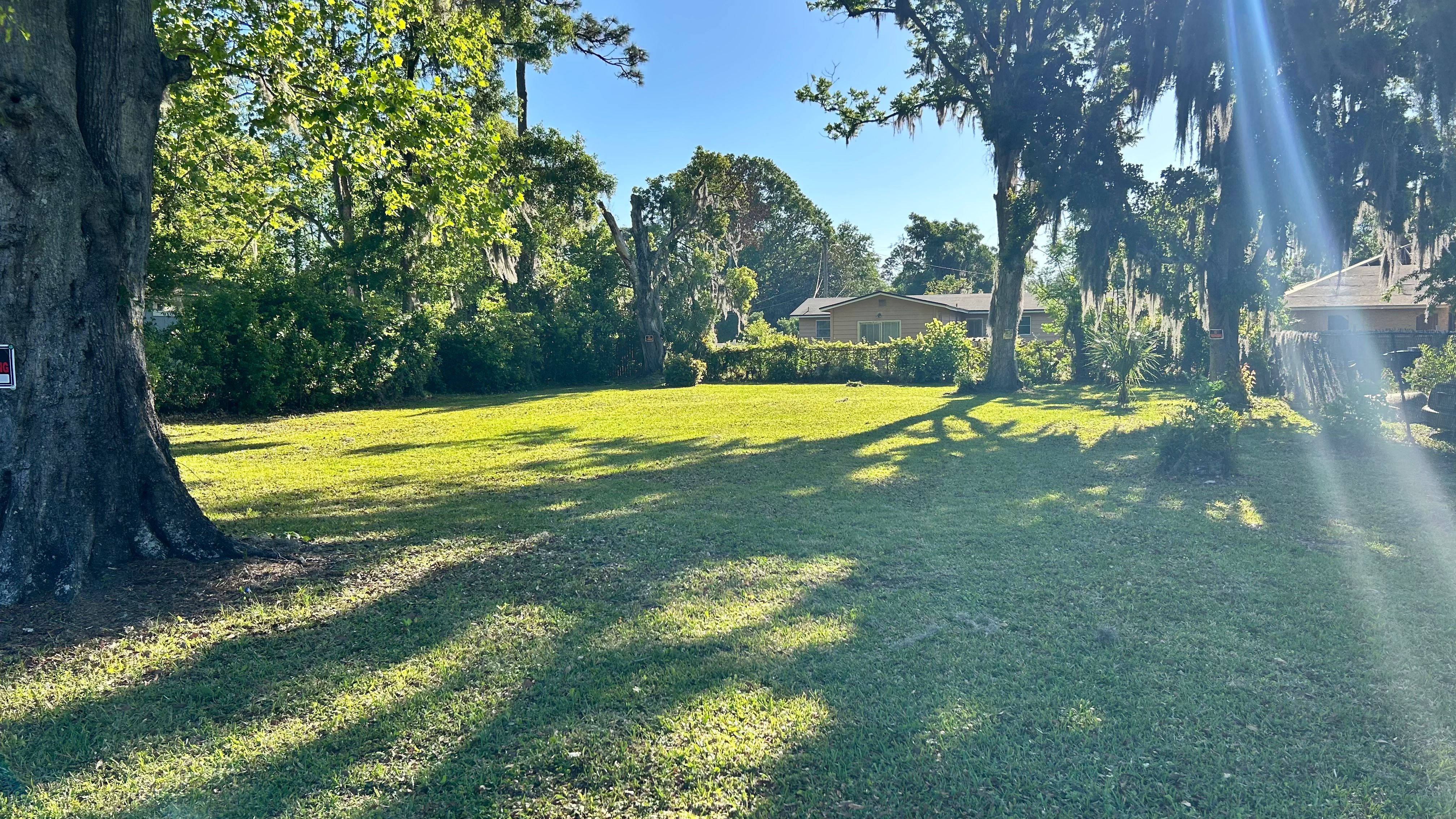 Vacant Lot Cleanup & Ongoing Maintenance — Northside Jacksonville (32219) by Harmoni Home Services