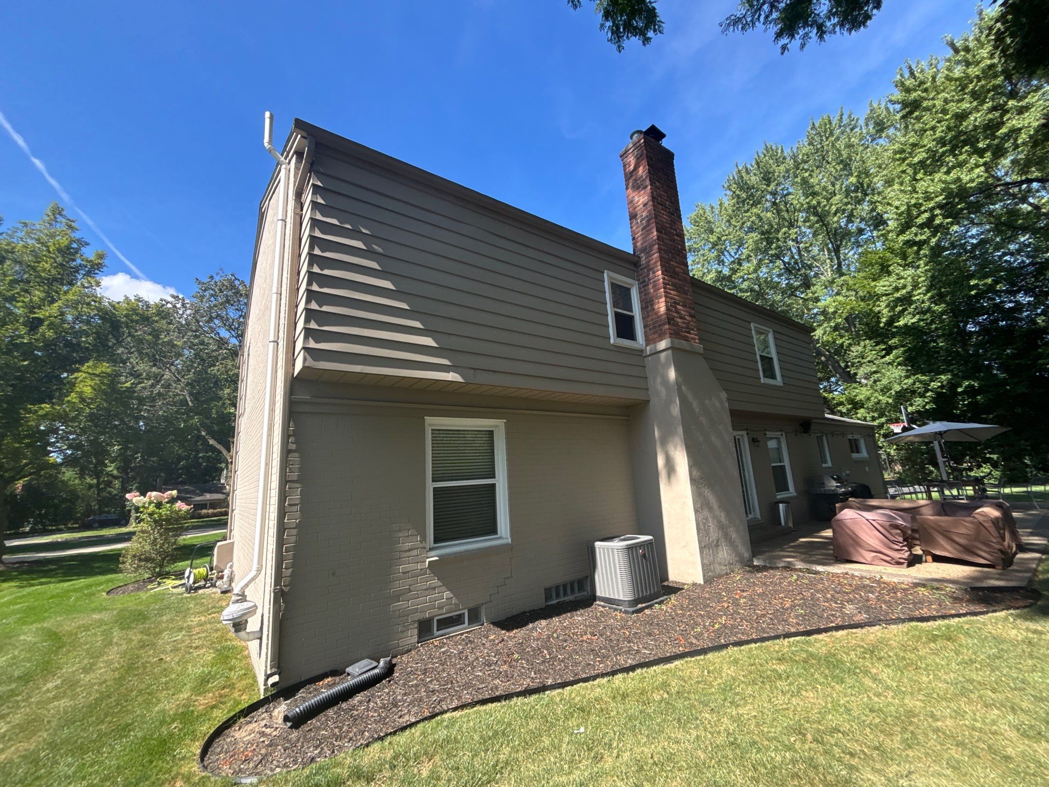 Siding Replacement using Alside S7 Cedar Mill Grain Storm Grey by 180 Contractors